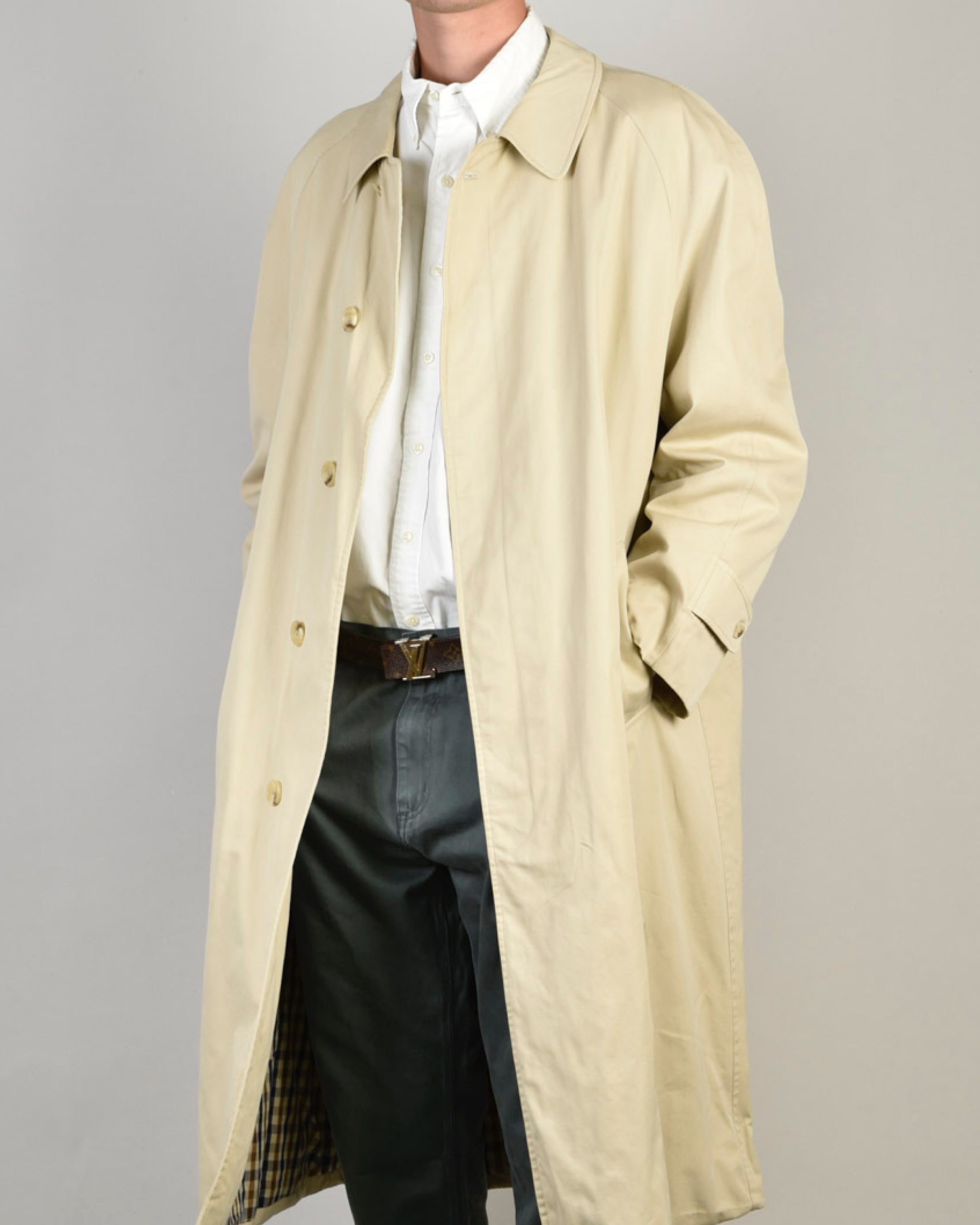 TRENCH COAT