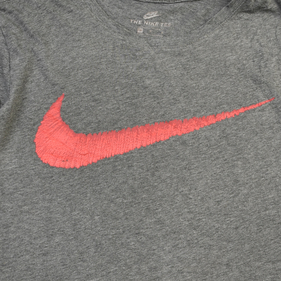 NIKE T-SHIRT PRINTED LOGO TEE GREY - M