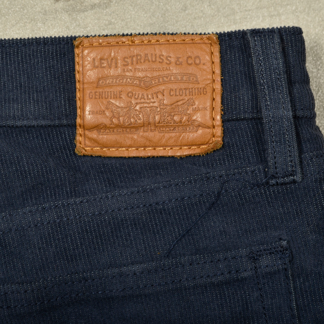 LEVIS VELVET CORDUROY TROUSERS BLUE  BIG E - 31