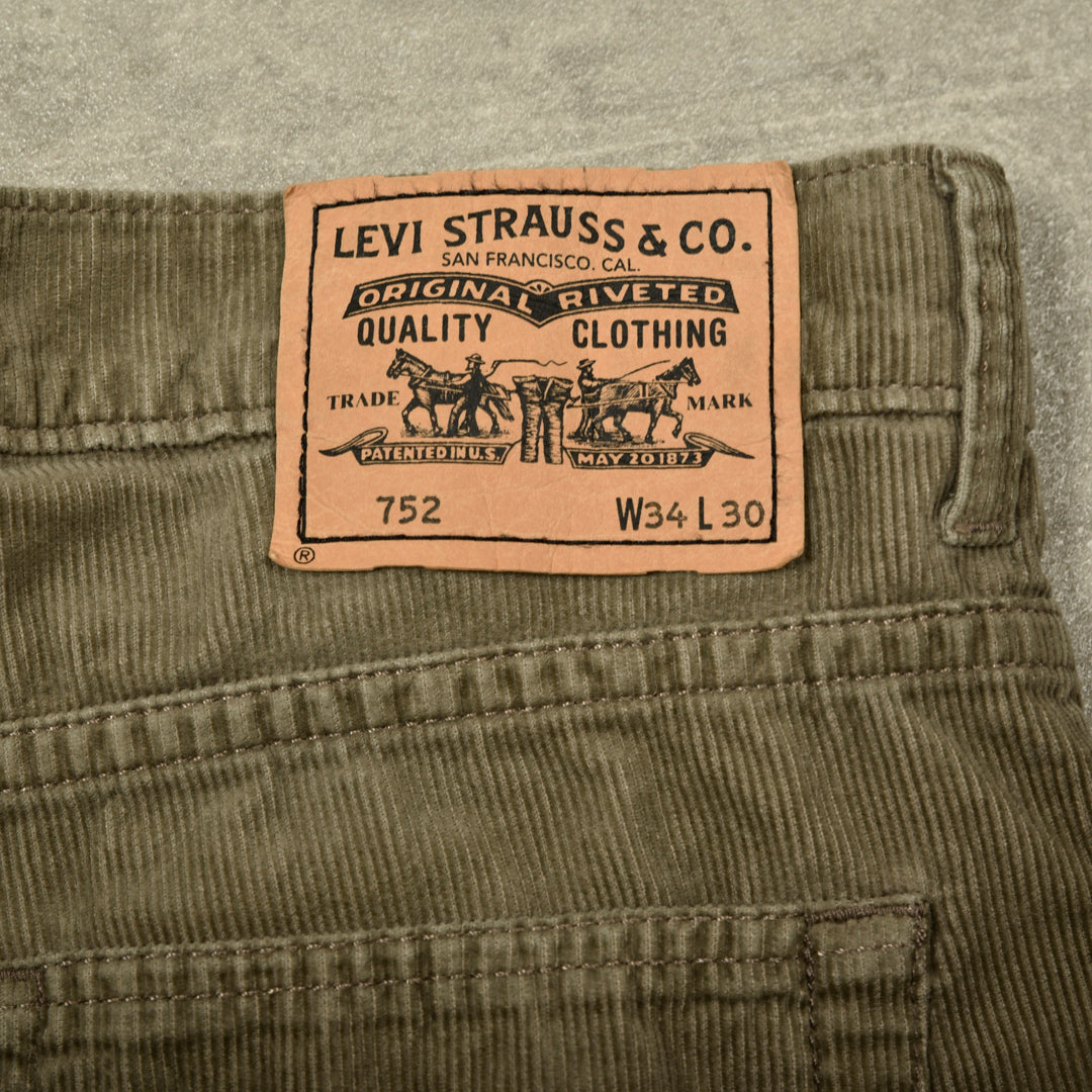 LEVIS 752 VELVET CORDUROY TROUSERS KHAKI - 34X30