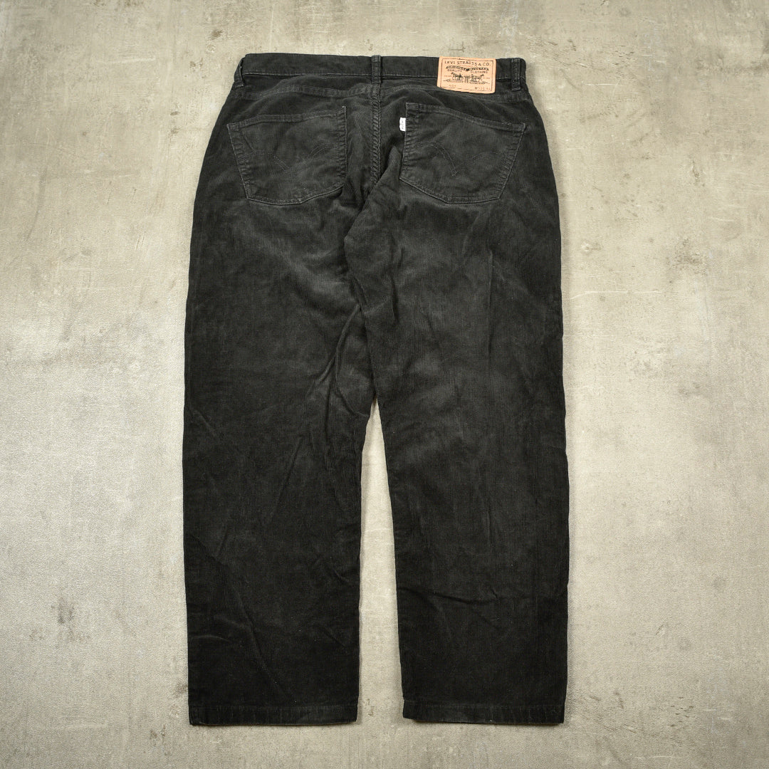 LEVIS 401 VELVET CORDUROY TROUSERS BLACK - 33