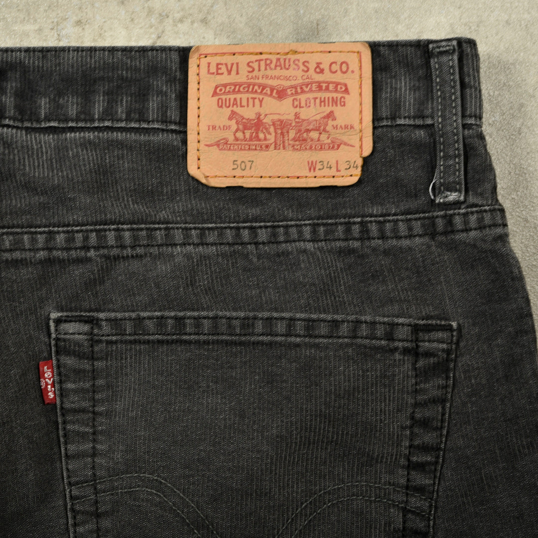 LEVIS 507  VELVET CORDUROY TROUSERS BLACK BOOTCUT -34