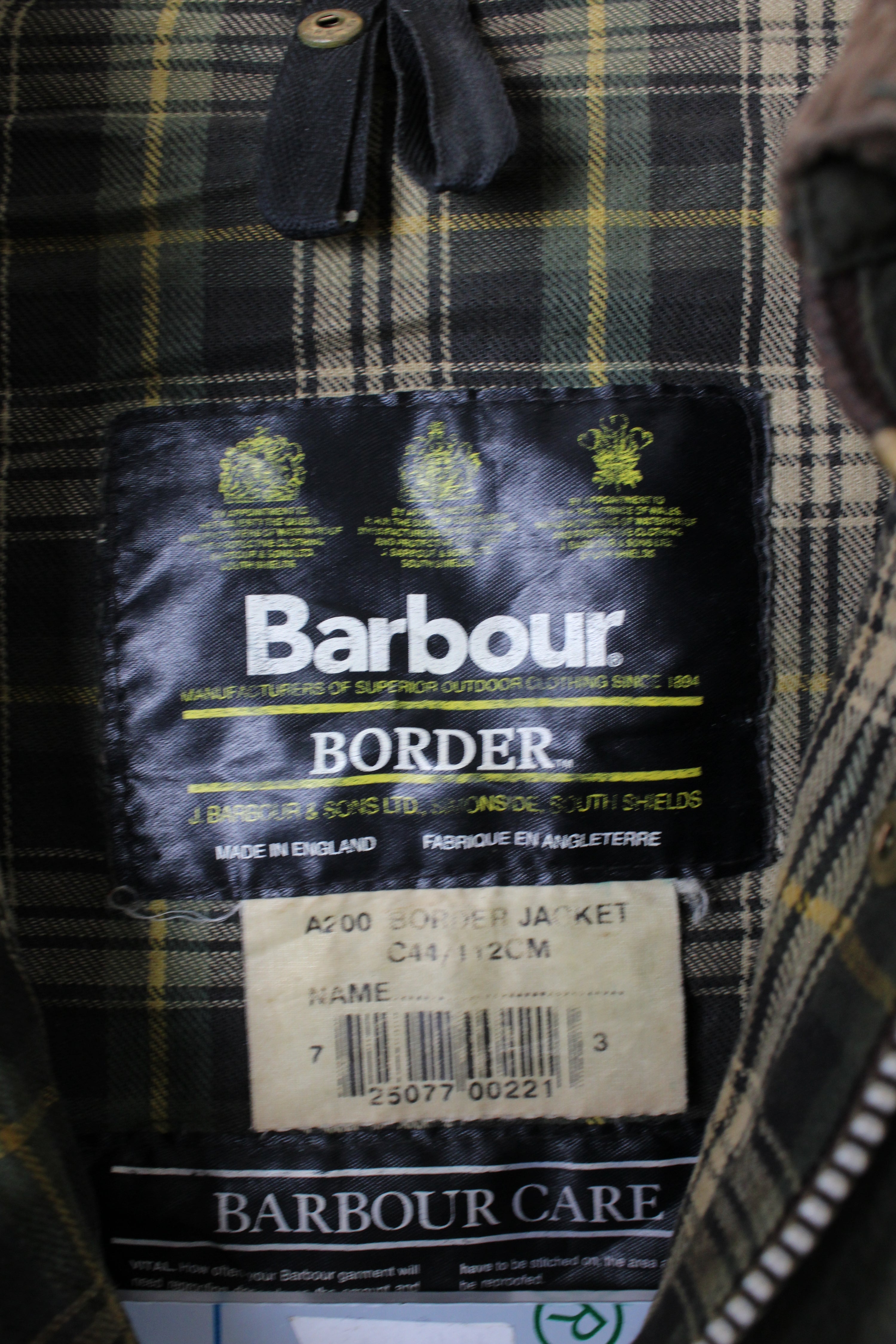 BARBOUR BORDER WAXED JACKET GREEN - M/L