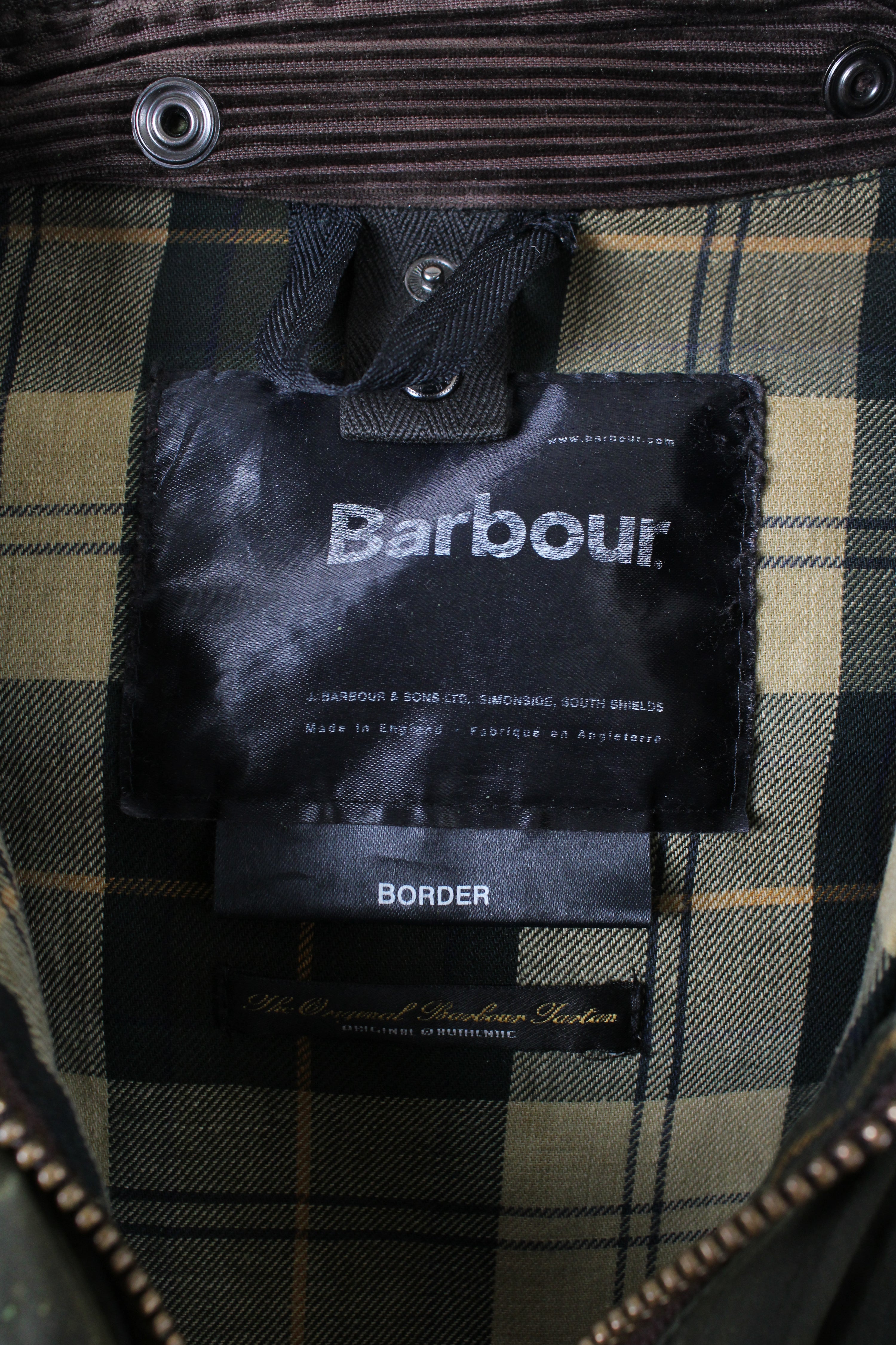 BARBOUR BORDER WAXED JACKET GREEN - L/XL