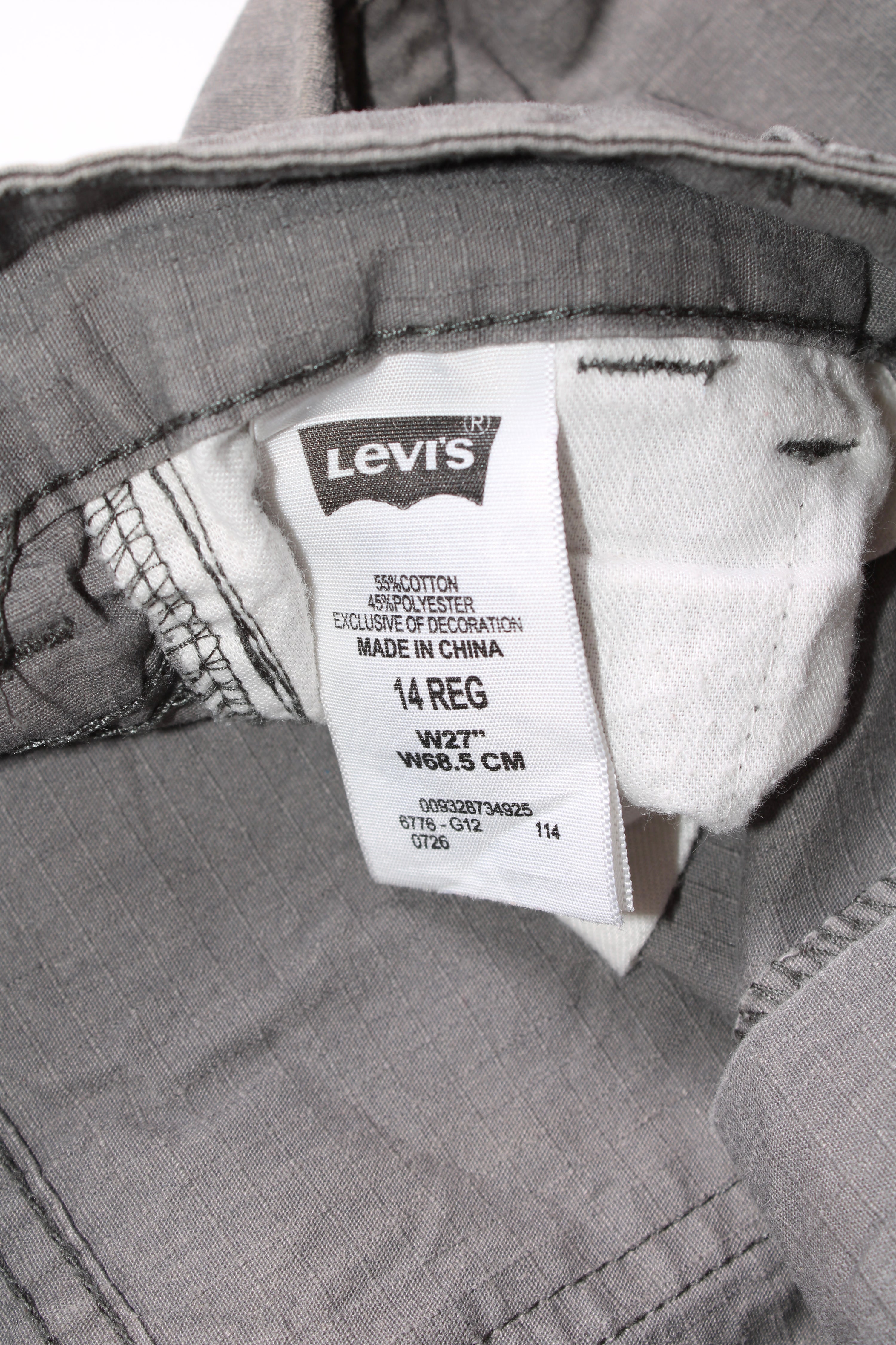 LEVIS CARGO SHORTS GREY - W29/W30