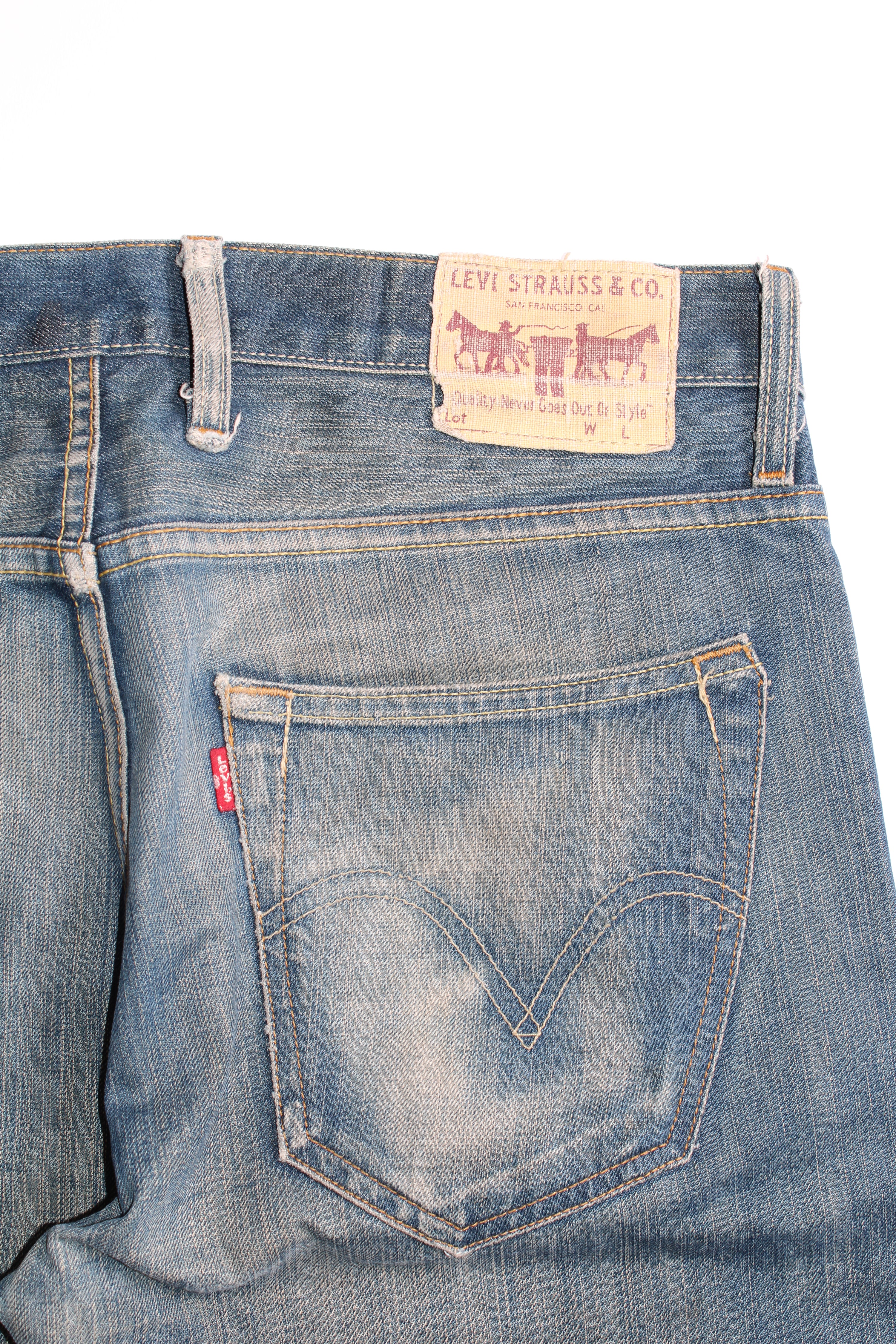 LEVIS 504 JEANS SHORTS LIGHT BLUE WASH - W33
