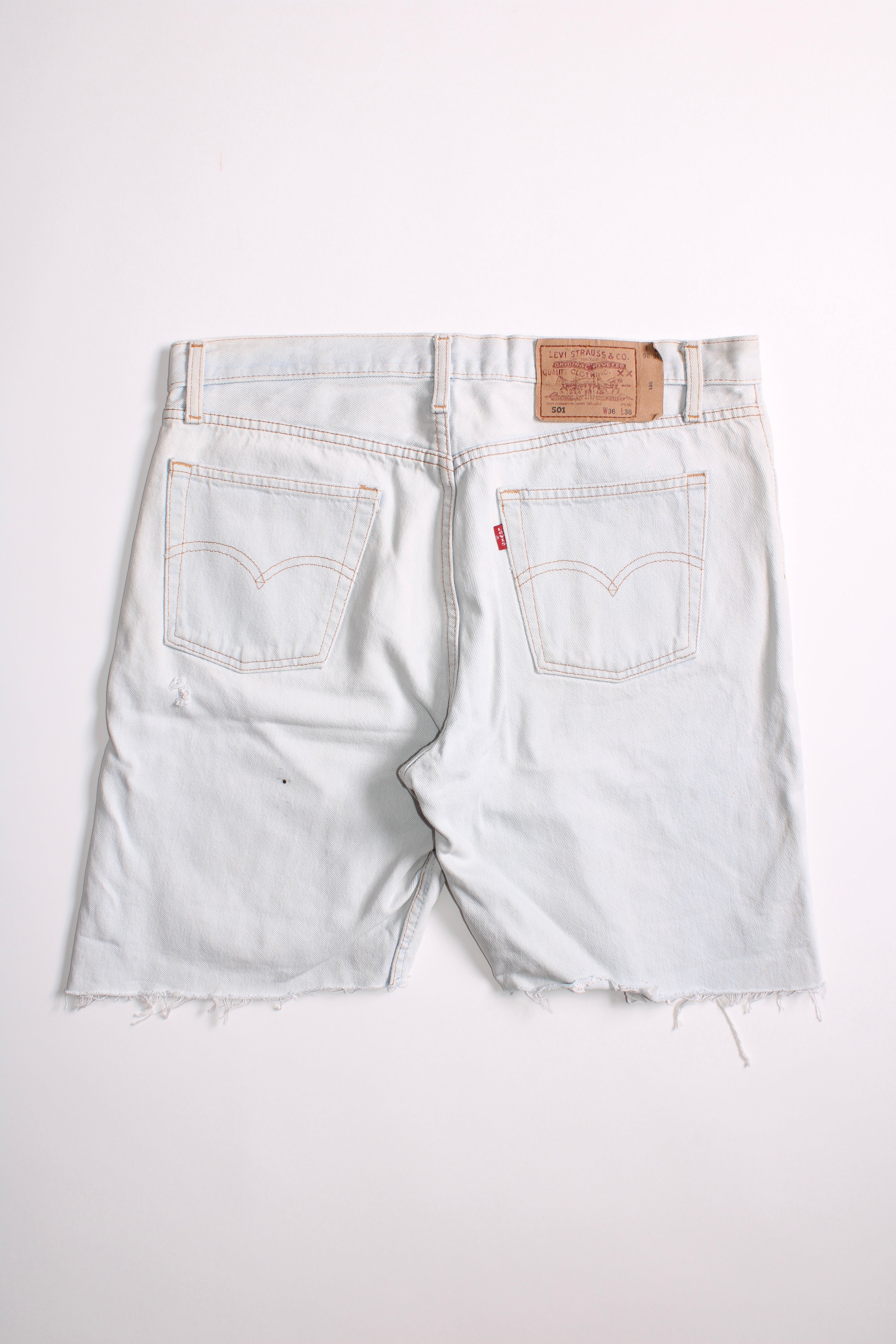 LEVIS 501 JEANS SHORTS WHITE WASH - W36