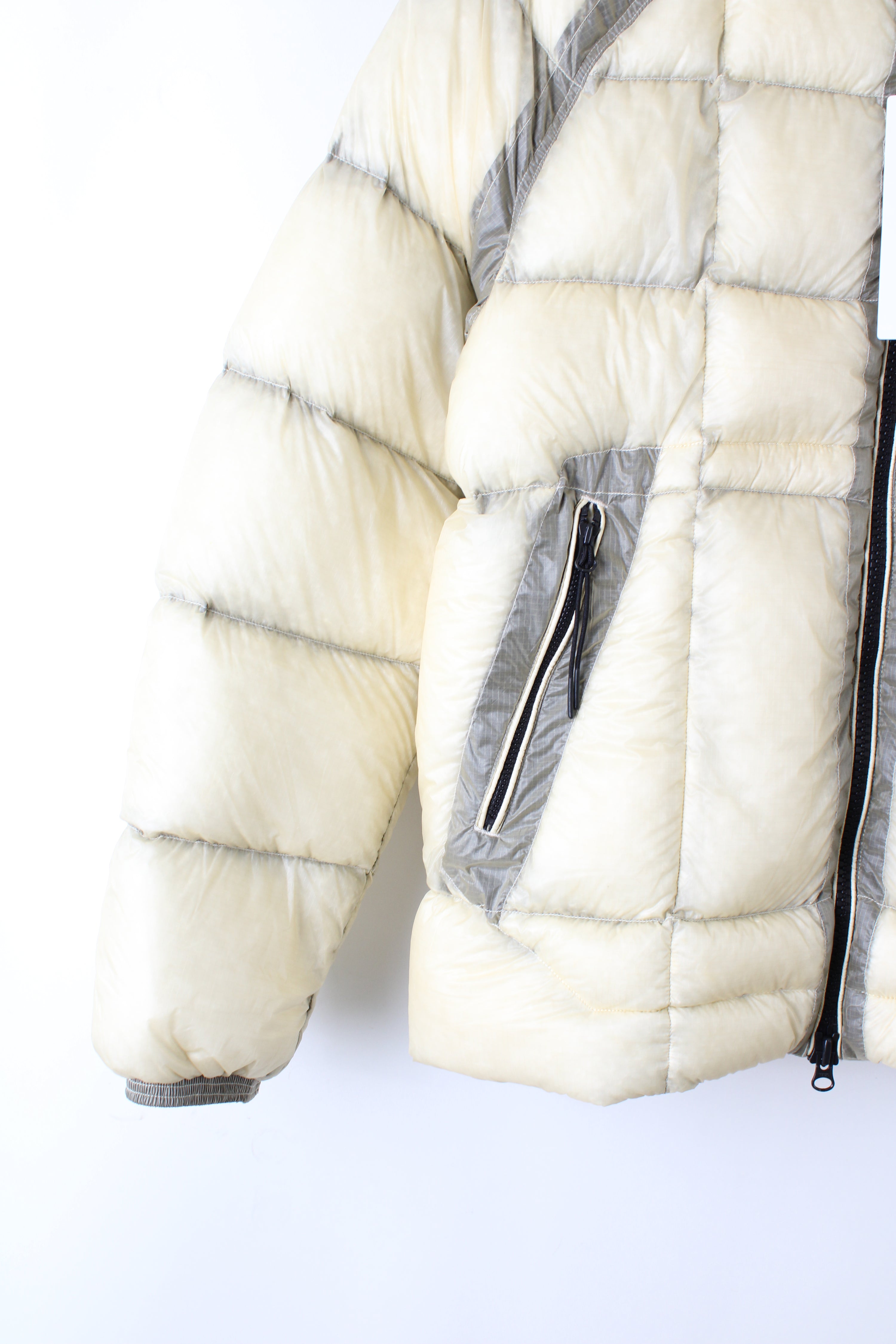 CP COMPANY DD SHELL HOODED DOWN PUFFER JACKET GAUZE WHITE - SMALL