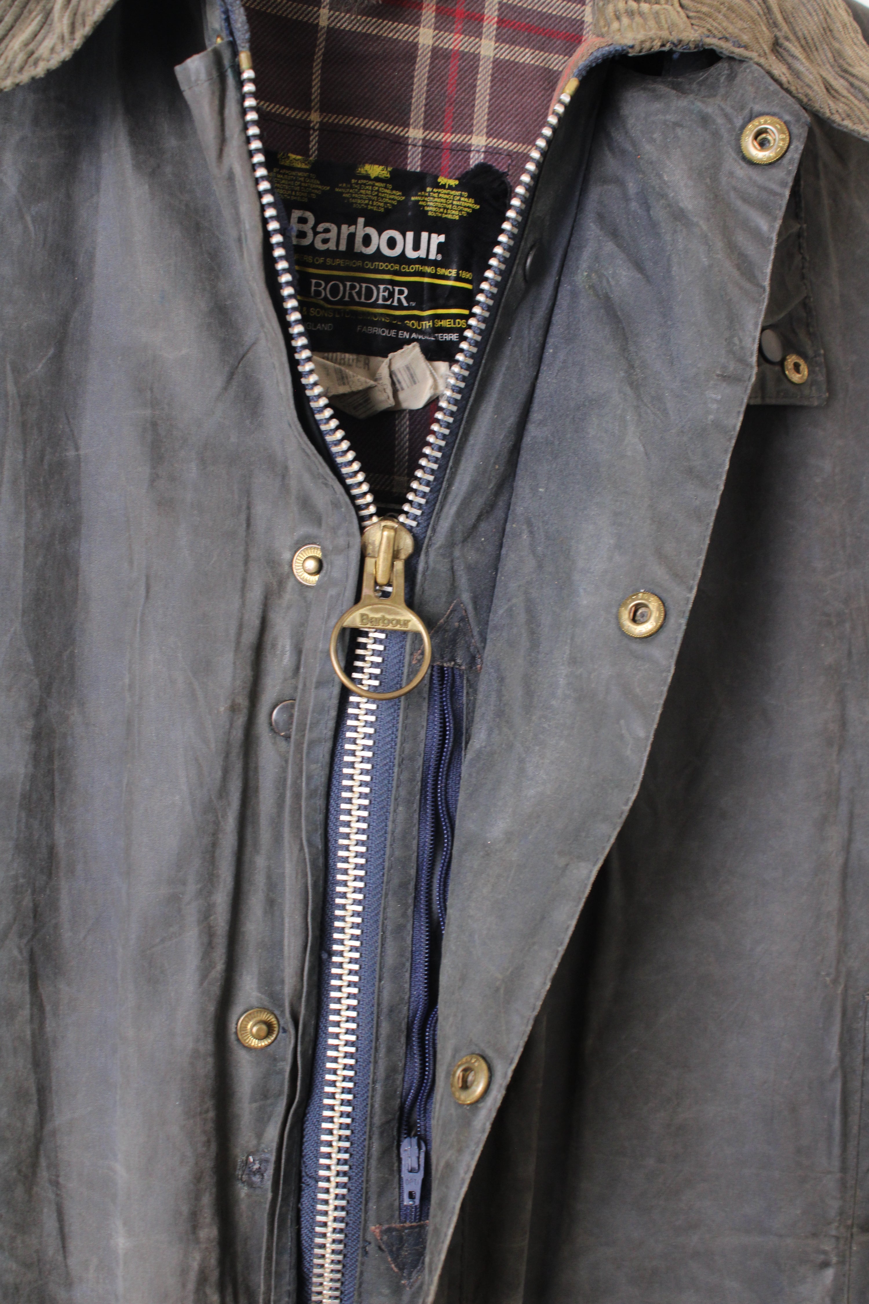 BARBOUR BORDER WAX JACKET GREY - M/L