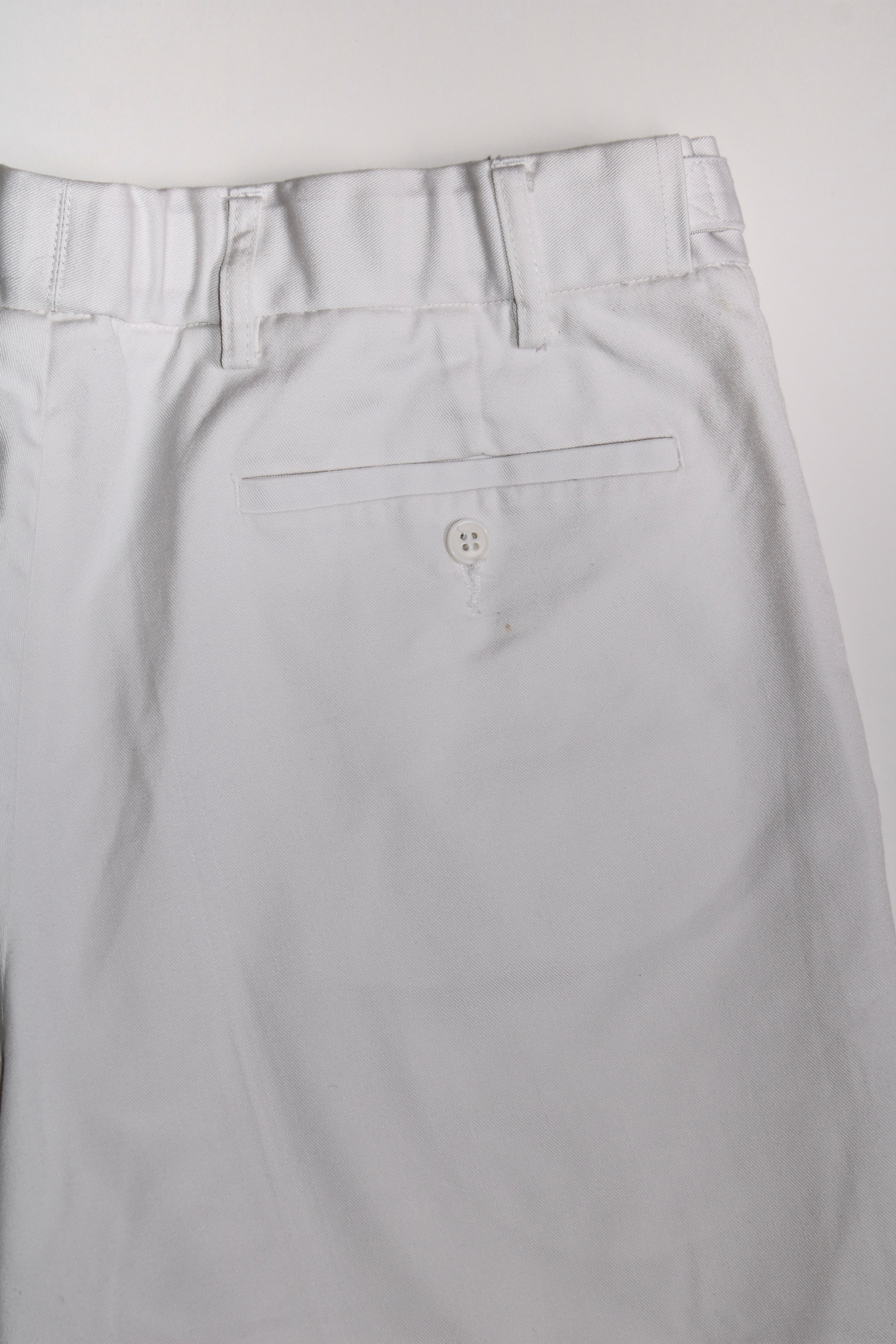 BRITISH ARMY VINTAGE SUMMER UNIFORM ROYAL NAVY PLEATED SHORTS WHITE