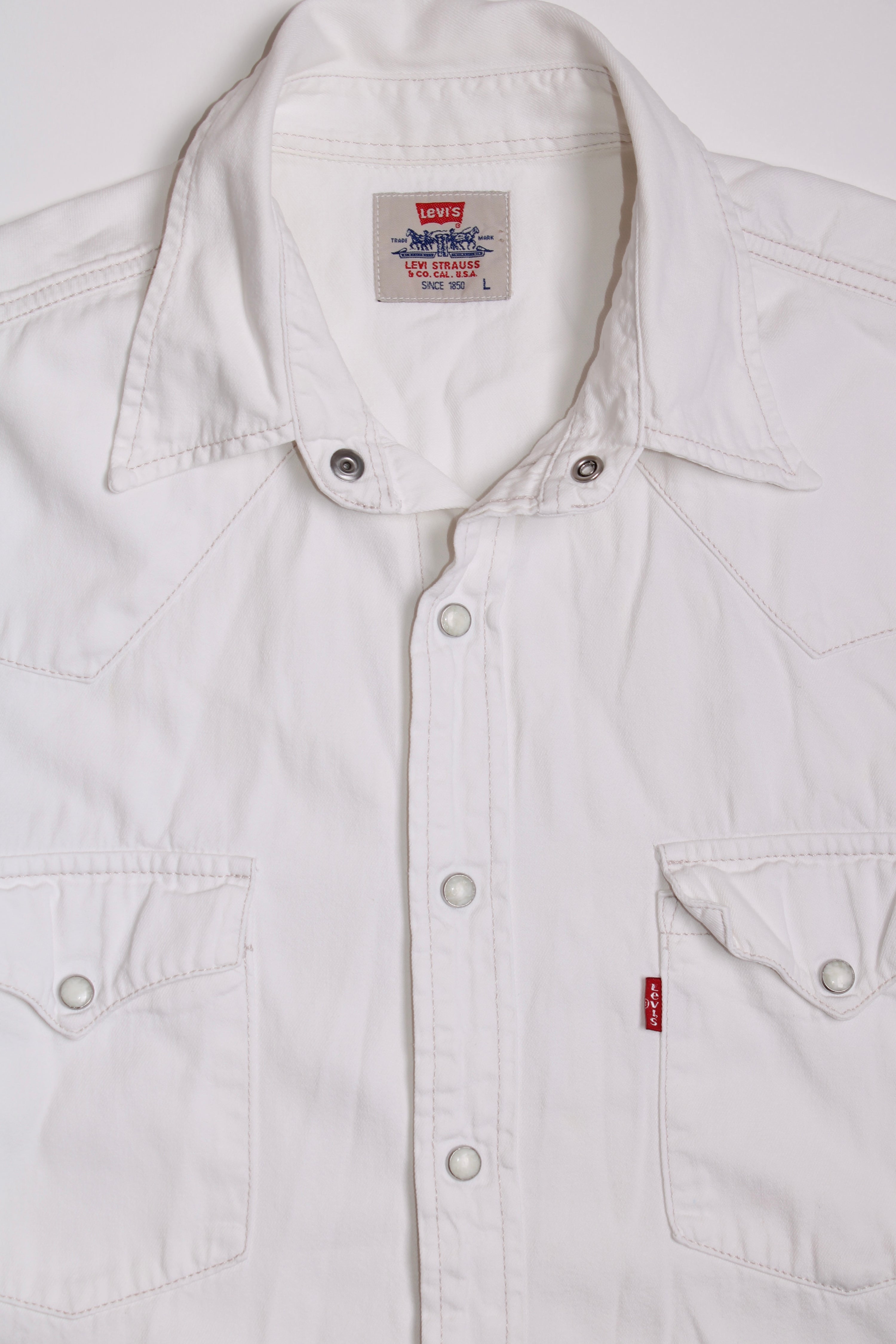 LEVIS VINTAGE WESTERN DENIM SHIRT WHITE 1990S VTG - L