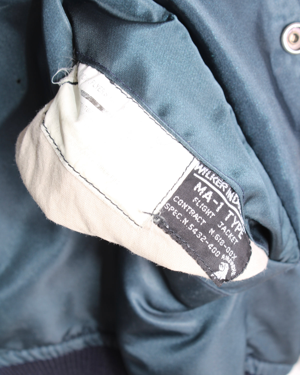 WILKER VINTAGE BOMBER MA-1 JACKET BLUE MADE IN USA - L