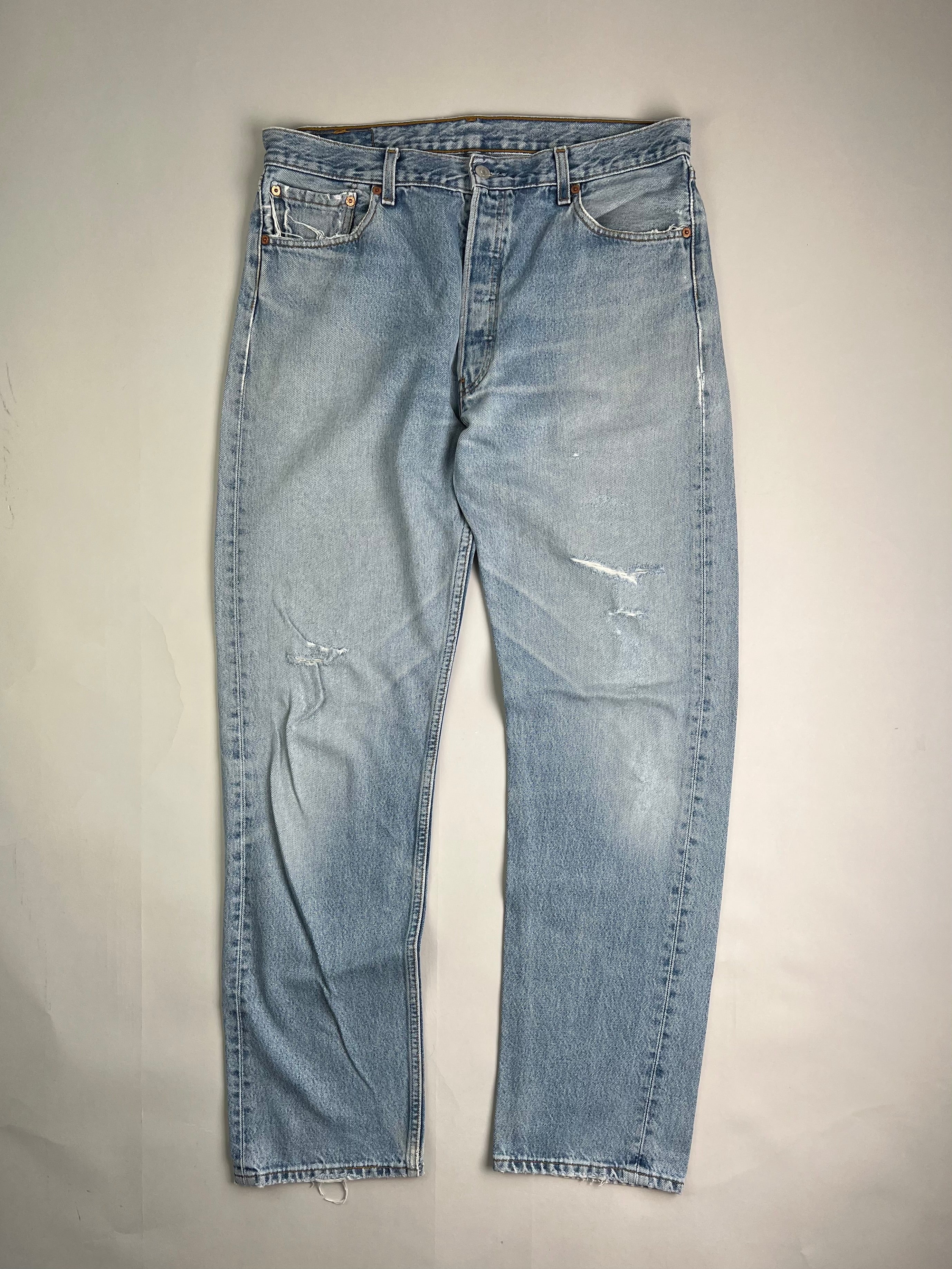 LEVIS 501 VINTAGE LIGHT WASH JEANS - W36