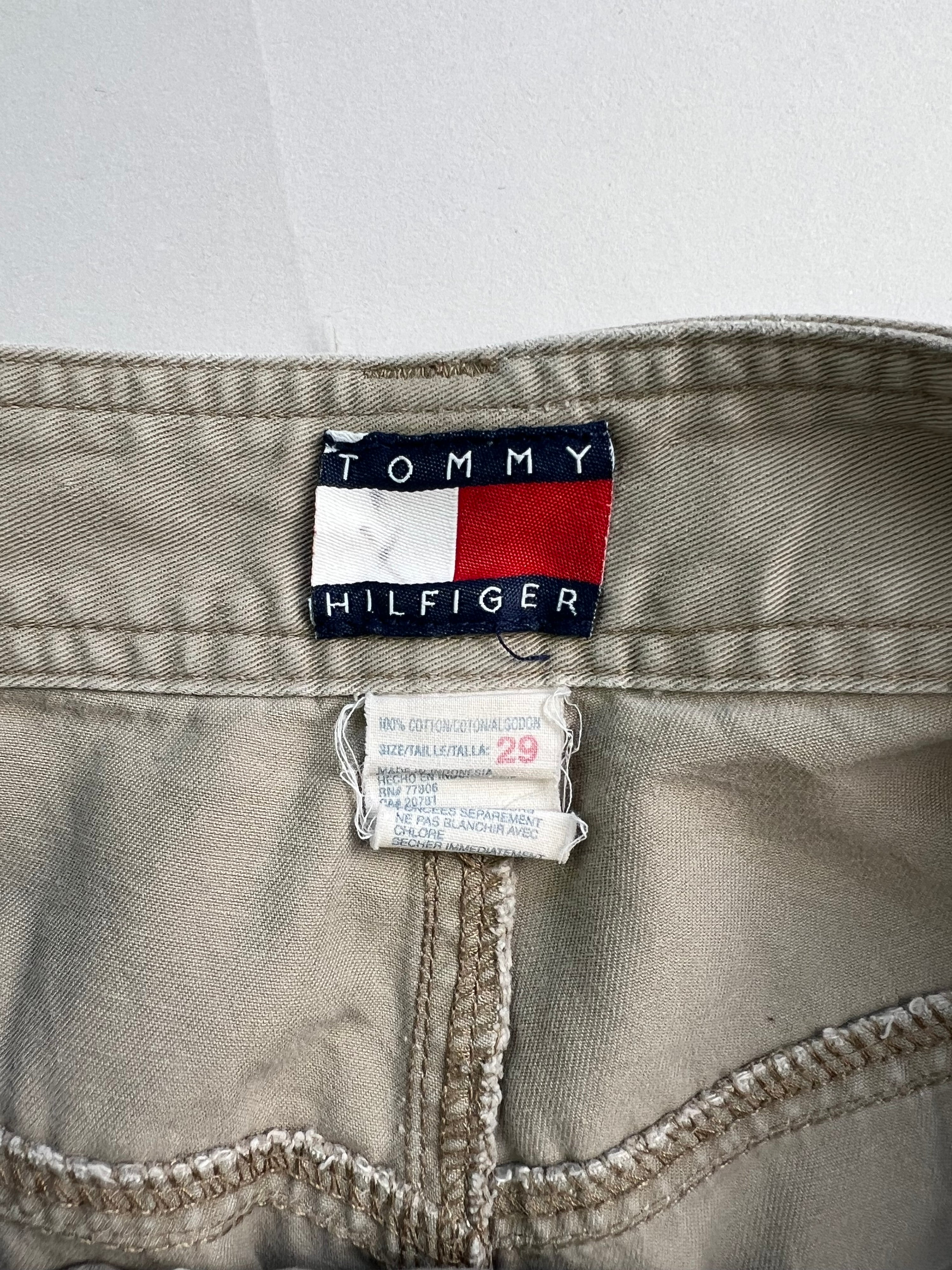 TOMMY HILFIGER CARGO SHORTS BIEGE - W29