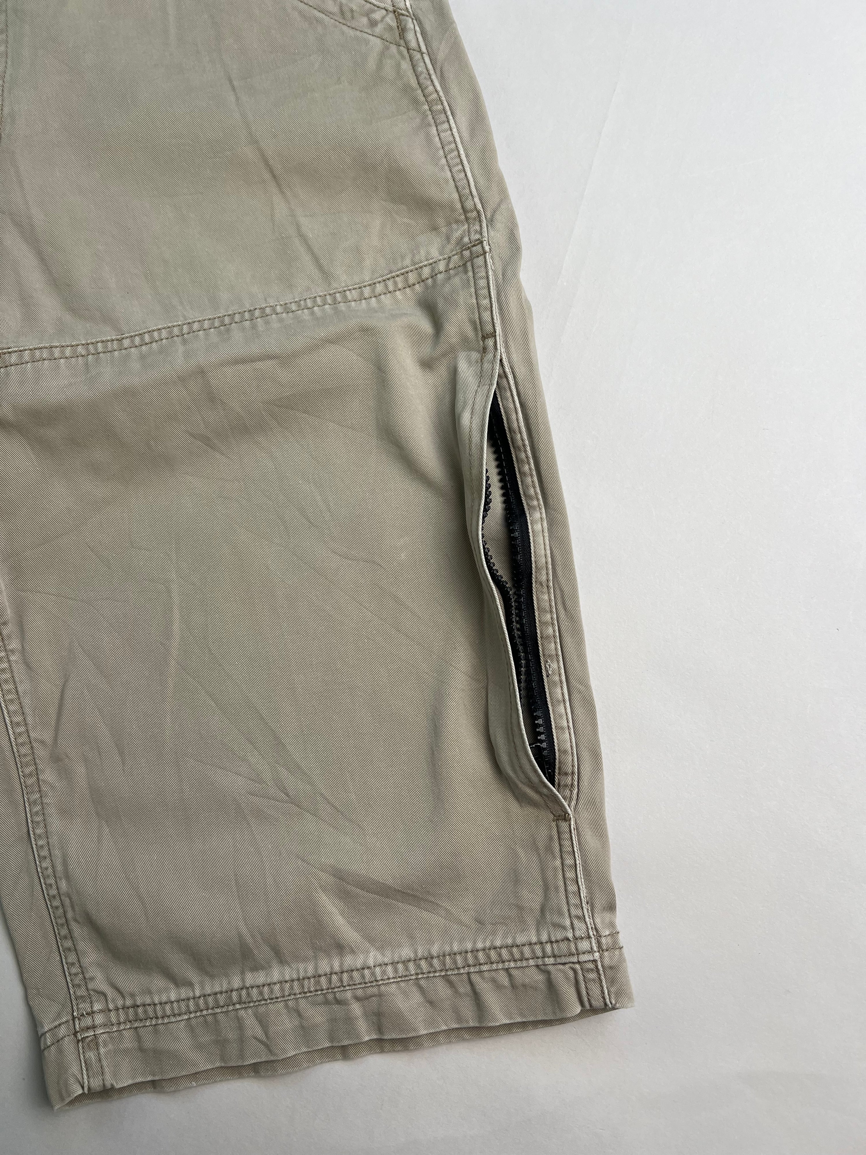 TOMMY HILFIGER CARGO SHORTS BIEGE - W29