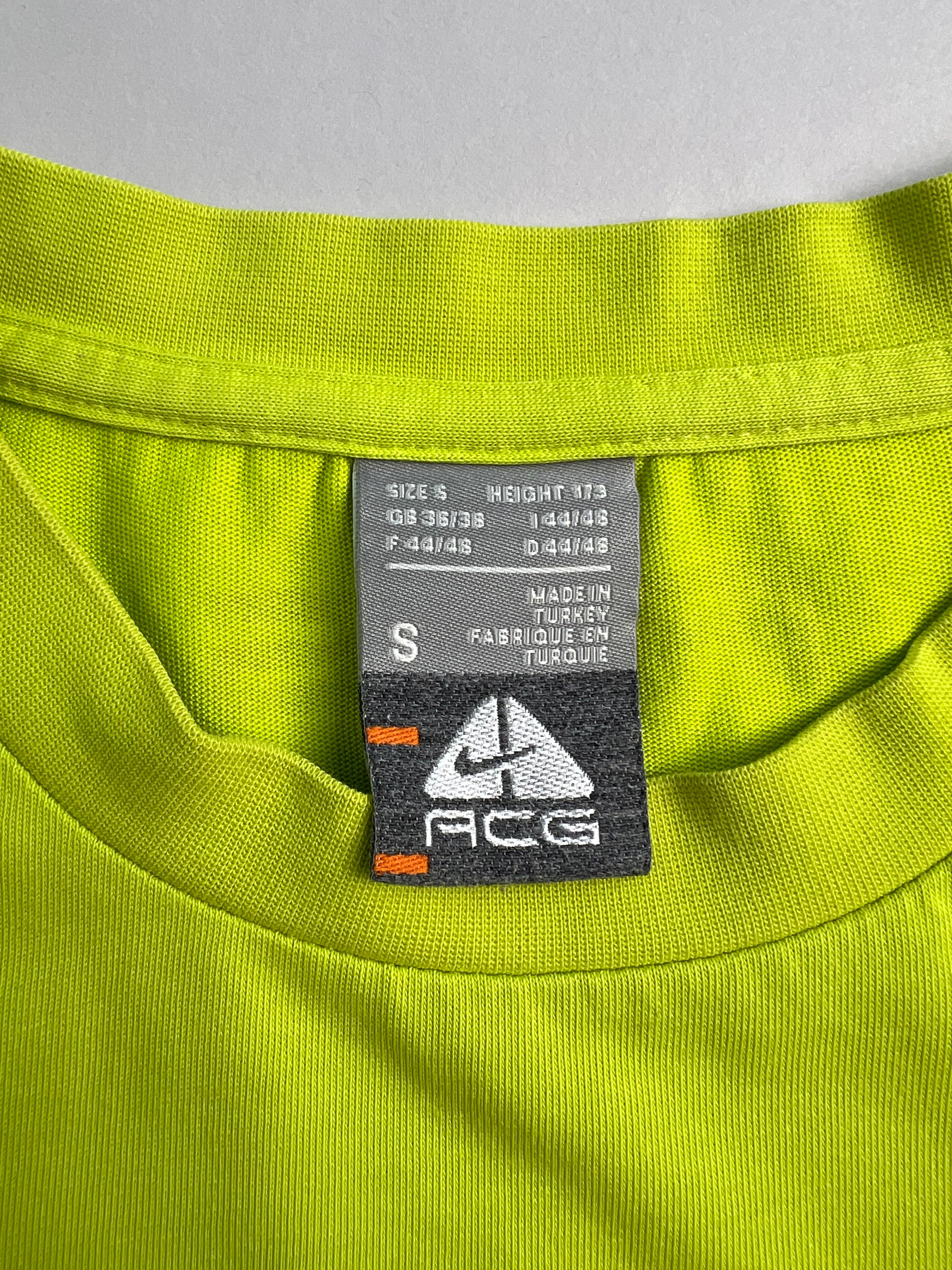 NIKE ACG T-SHIRT NEON YELLOW BIG LOGO - S