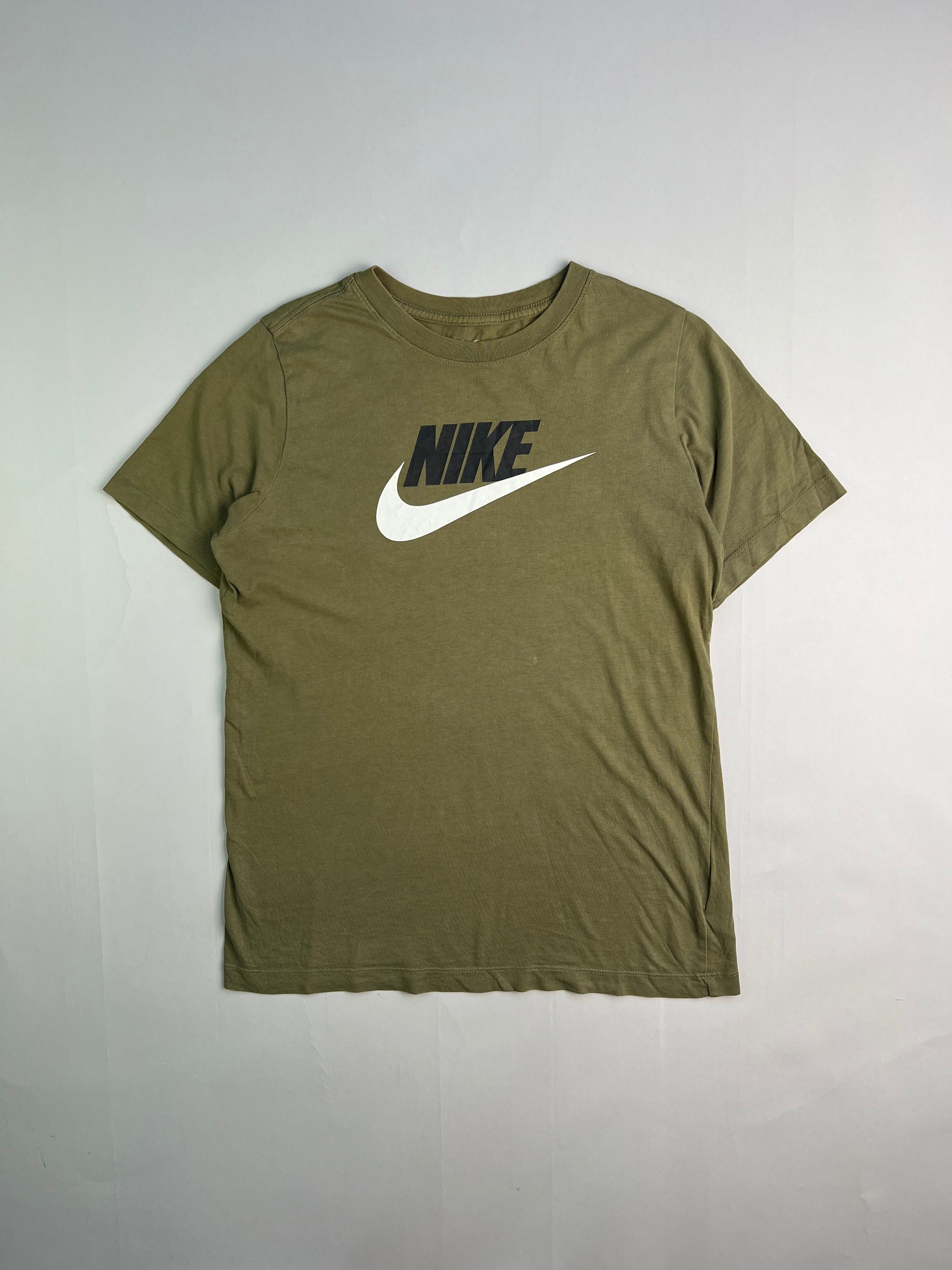 NIKE T-SHIRT PRINTED LOGO TEE GREEN - M/L