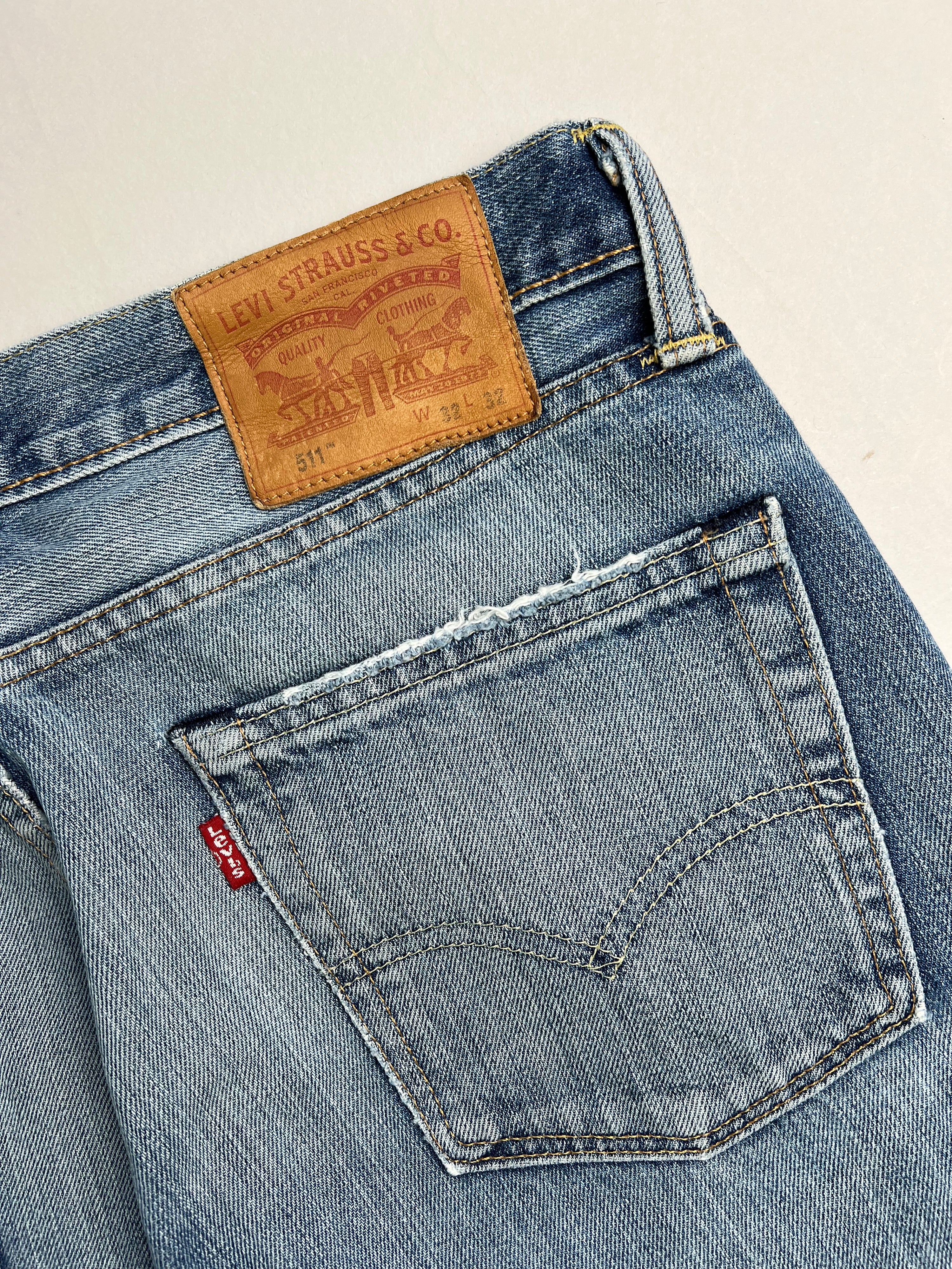 LEVIS 511 JEANS SHORTS LIGHT WASH - W32