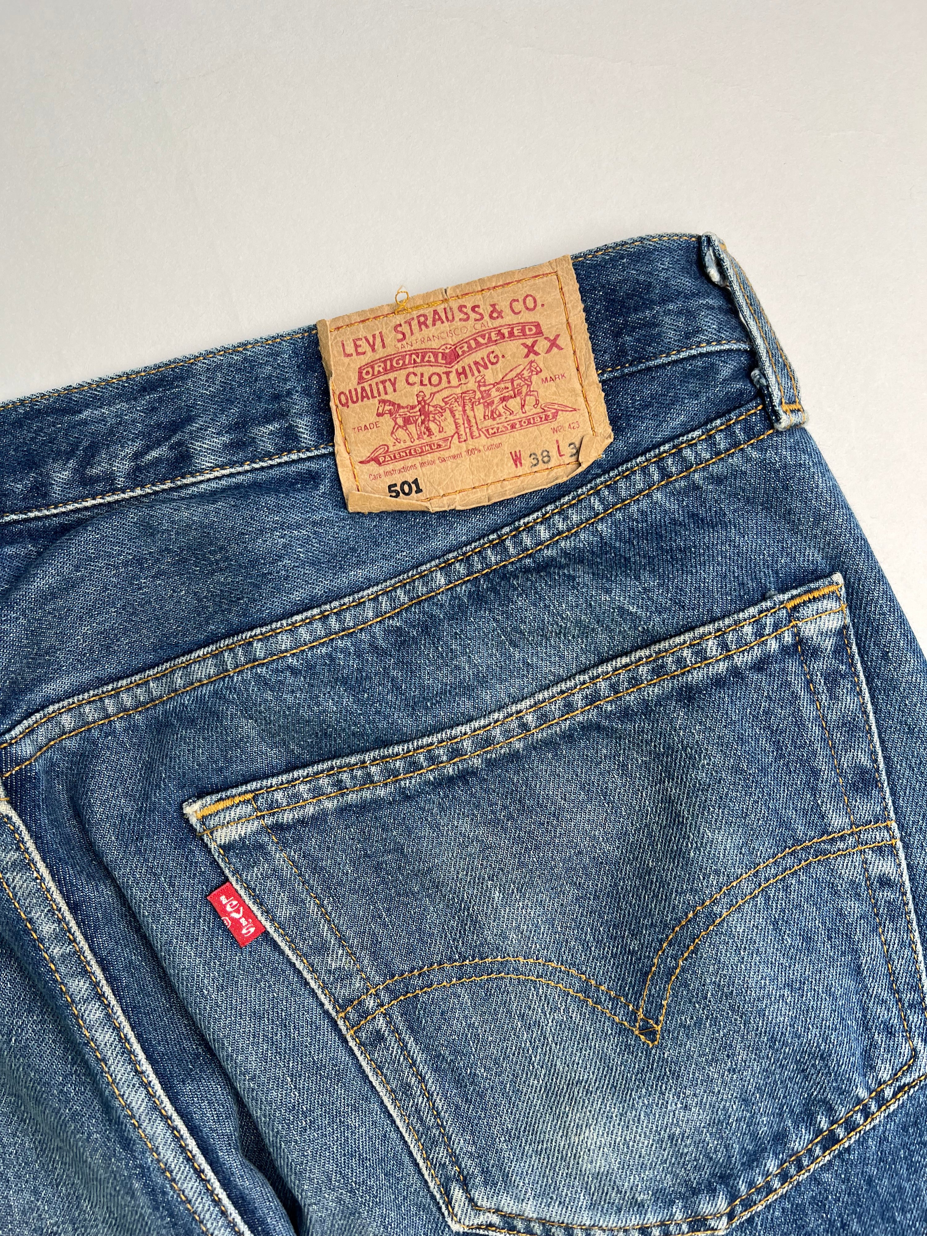 LEVIS 501 JEANS SHORTS BLUE WASH - W38