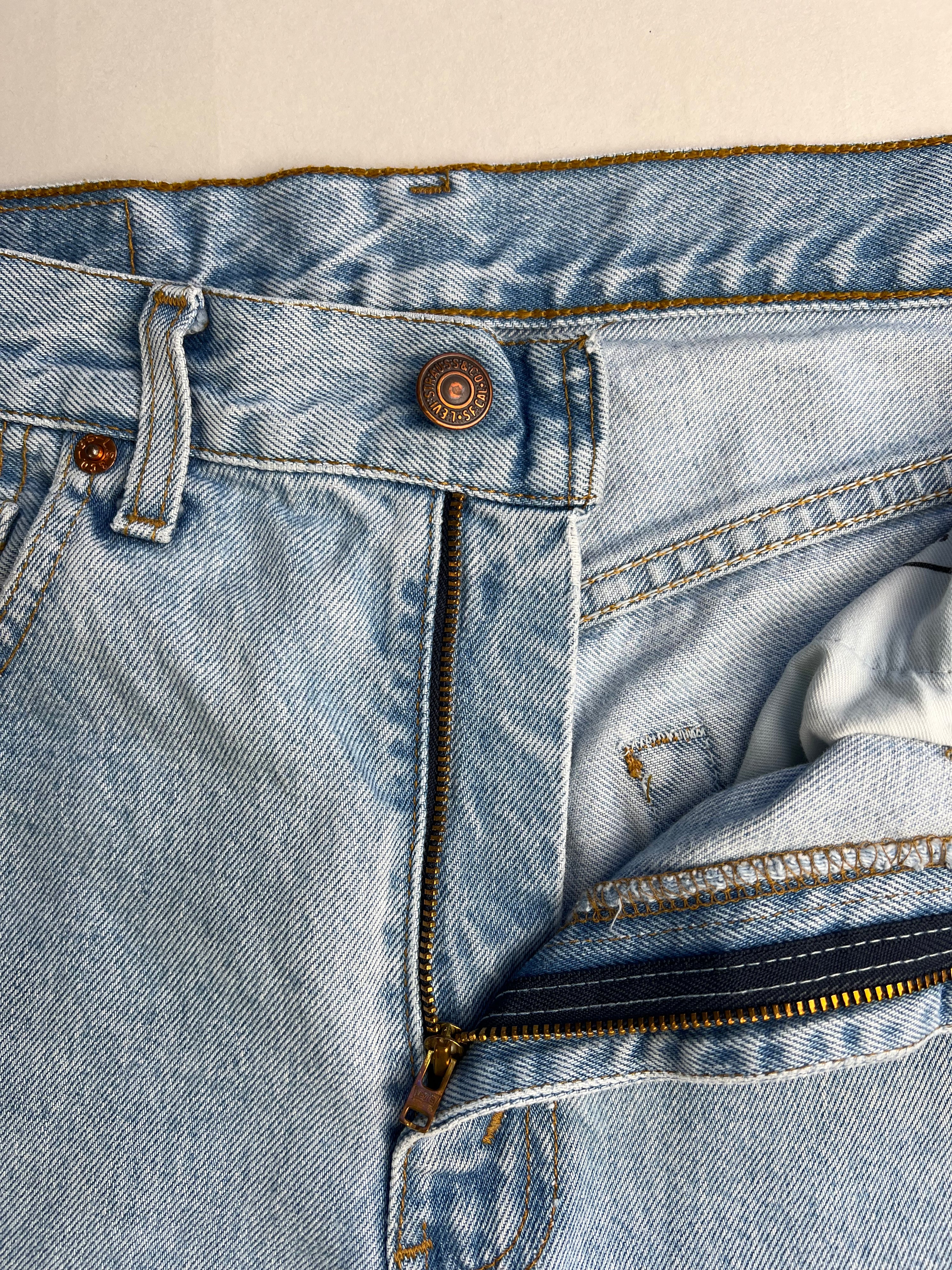 LEVIS 505 JEANS SHORTS LIGHT WASH - W31