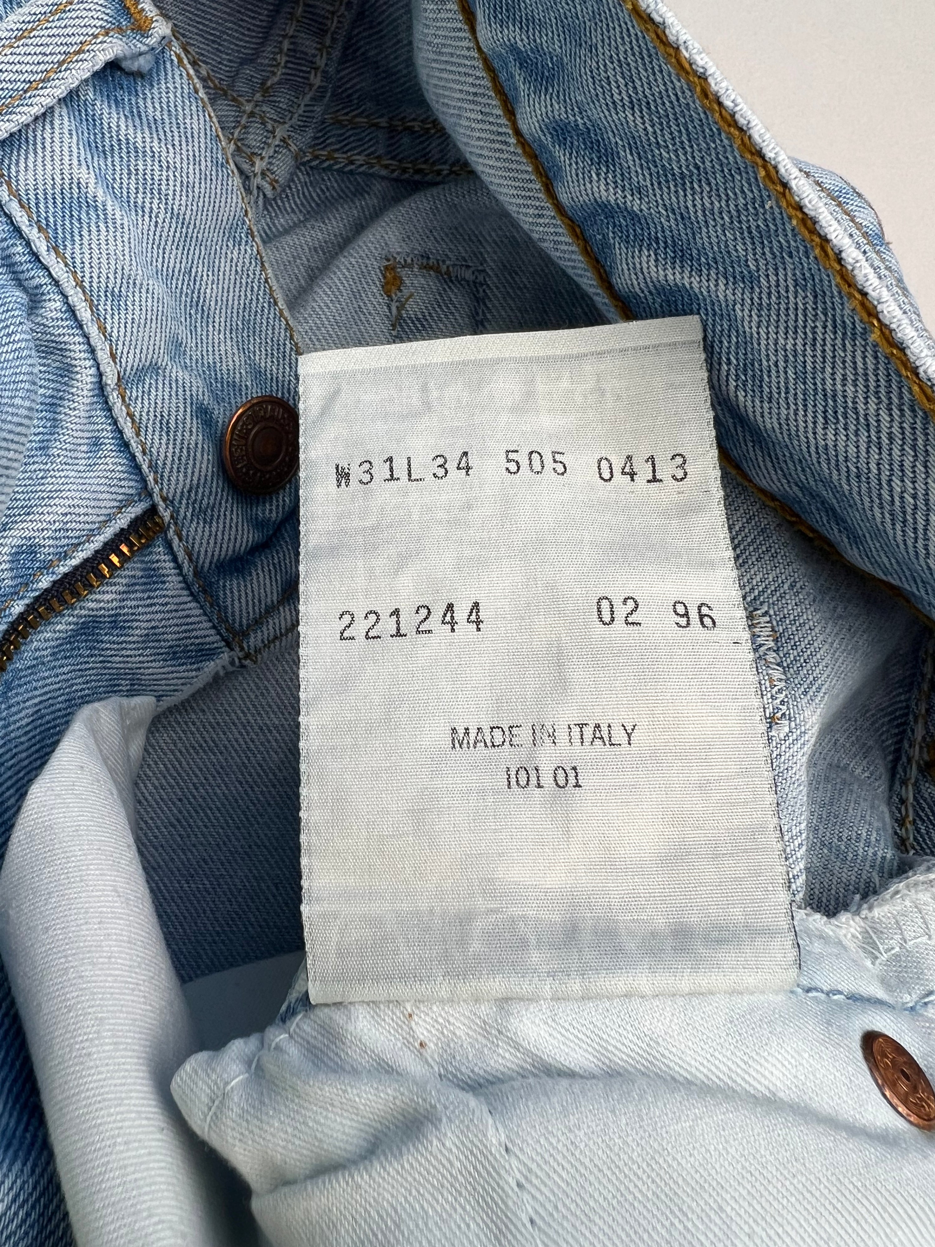 LEVIS 505 JEANS SHORTS LIGHT WASH - W31