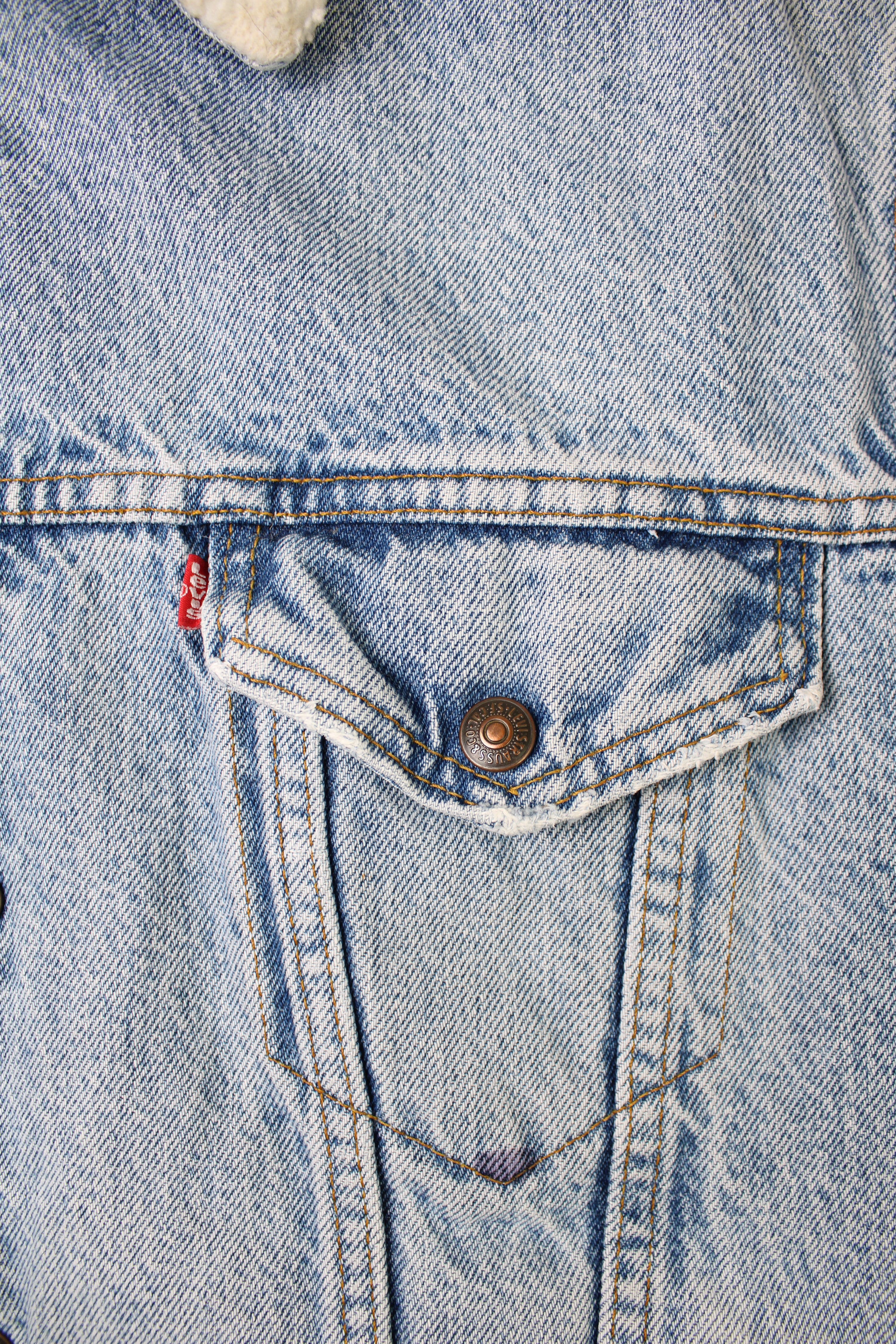 LEVIS VINTAGE SHERPA LINED DENIM JACKET 1980S VTG MADE IN USA - L