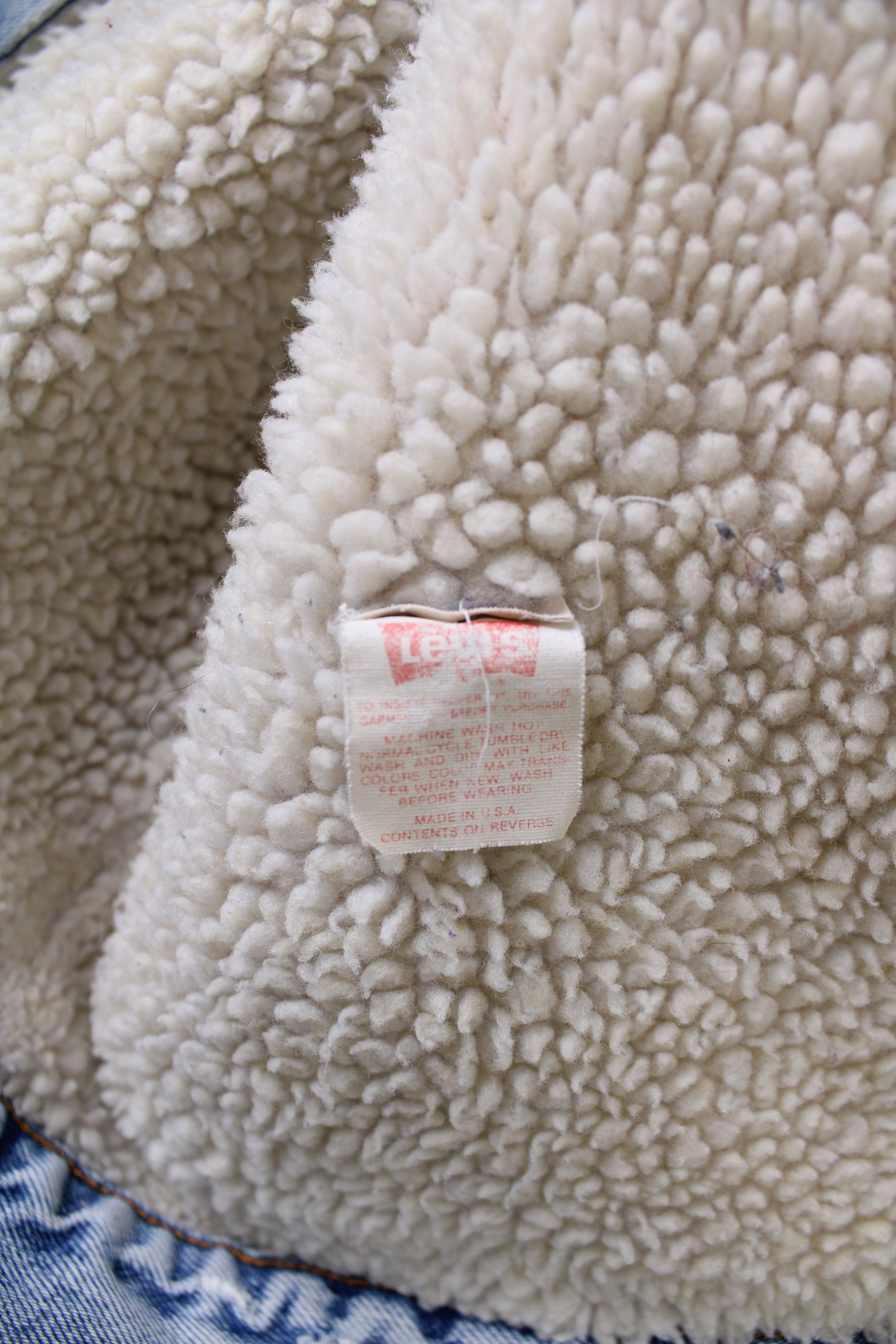 LEVIS VINTAGE SHERPA LINED DENIM JACKET 1980S VTG MADE IN USA - L