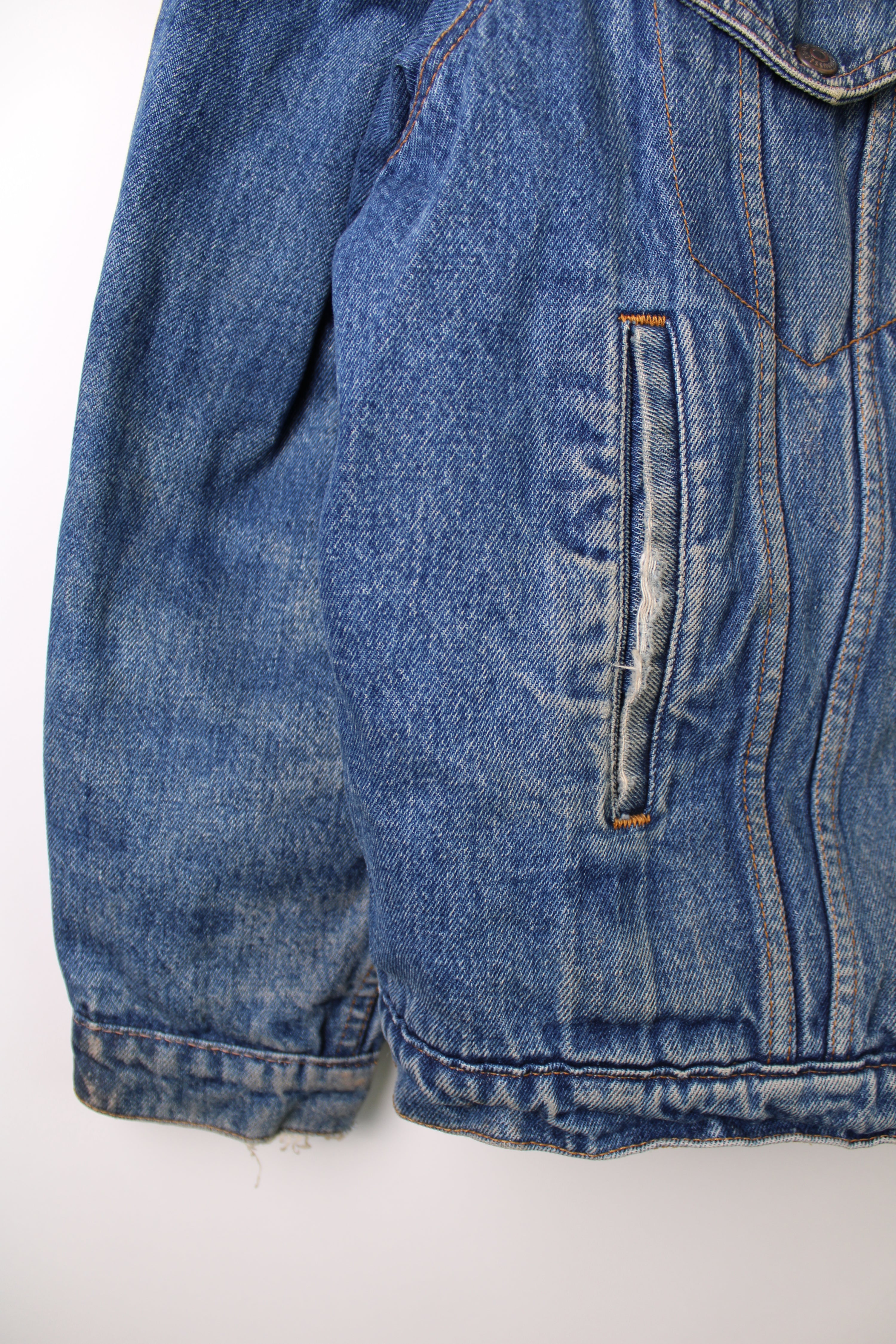 LEVIS VINTAGE SHERPA LINED DENIM JACKET 1990S VTG - M/L