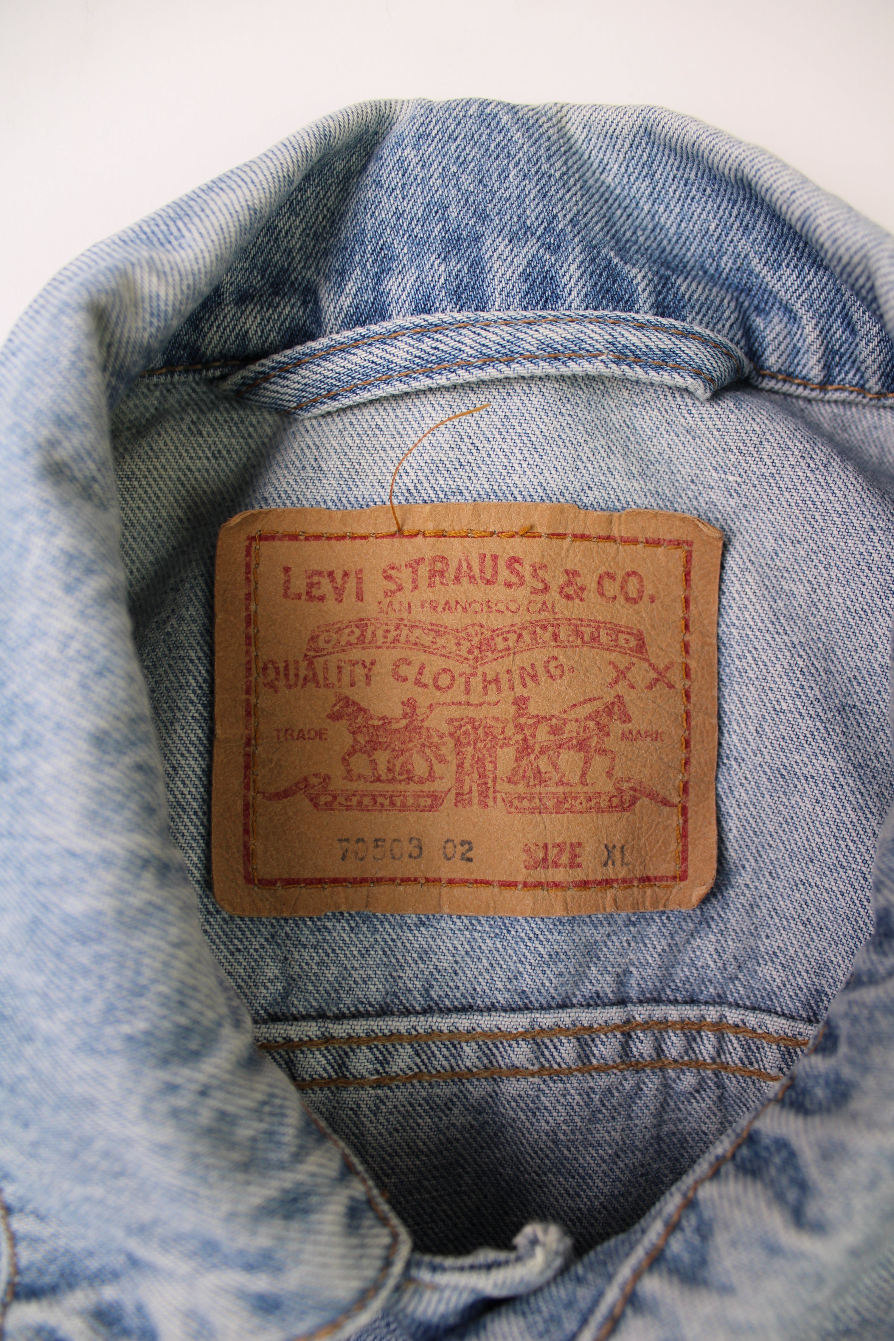 LEVIS VINTAGE DENIM TRUCKER JACKET 1980S VTG - XL