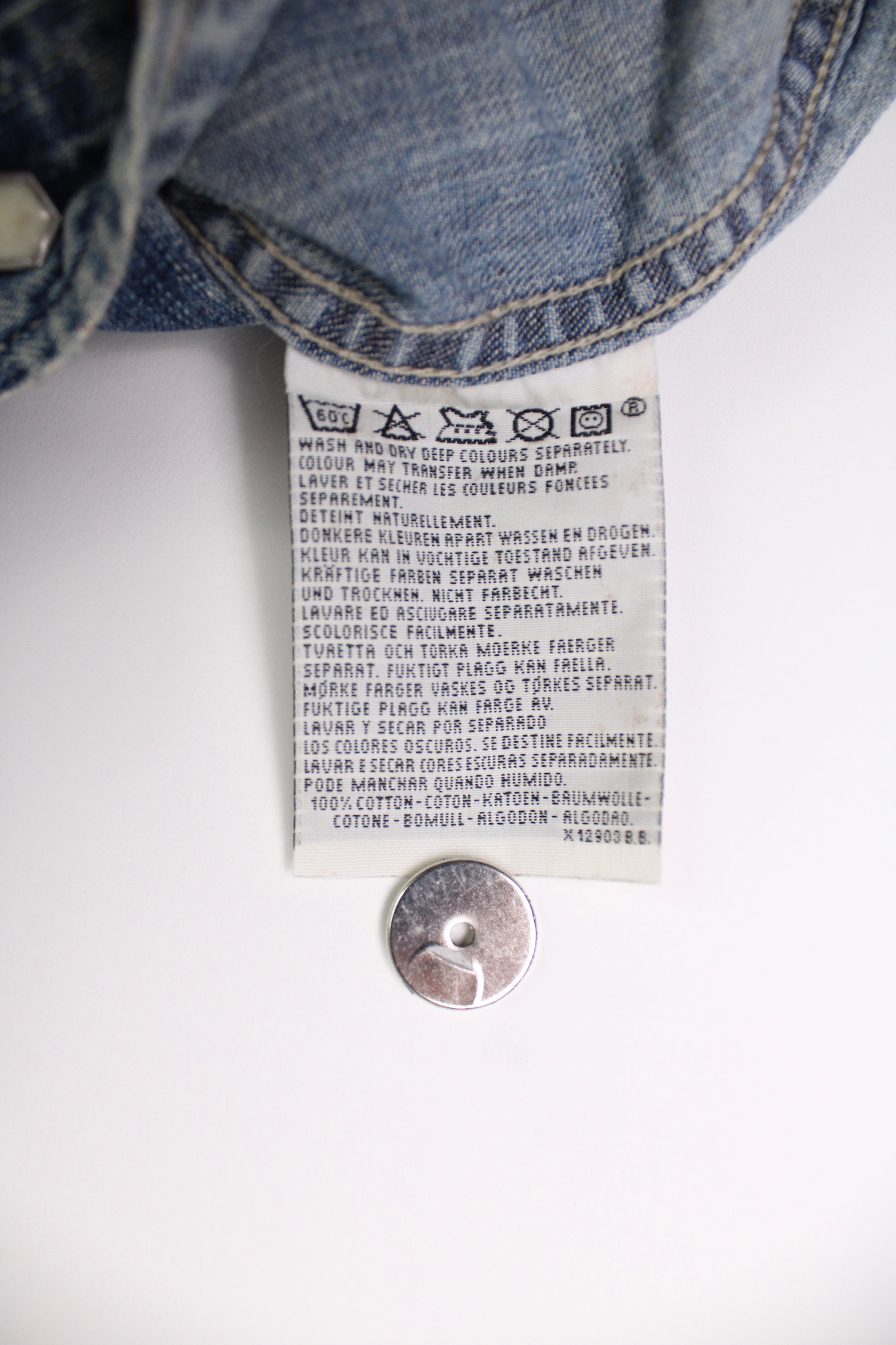 LEVIS VINTAGE WESTERN DENIM SHIRT 1990S VTG - M