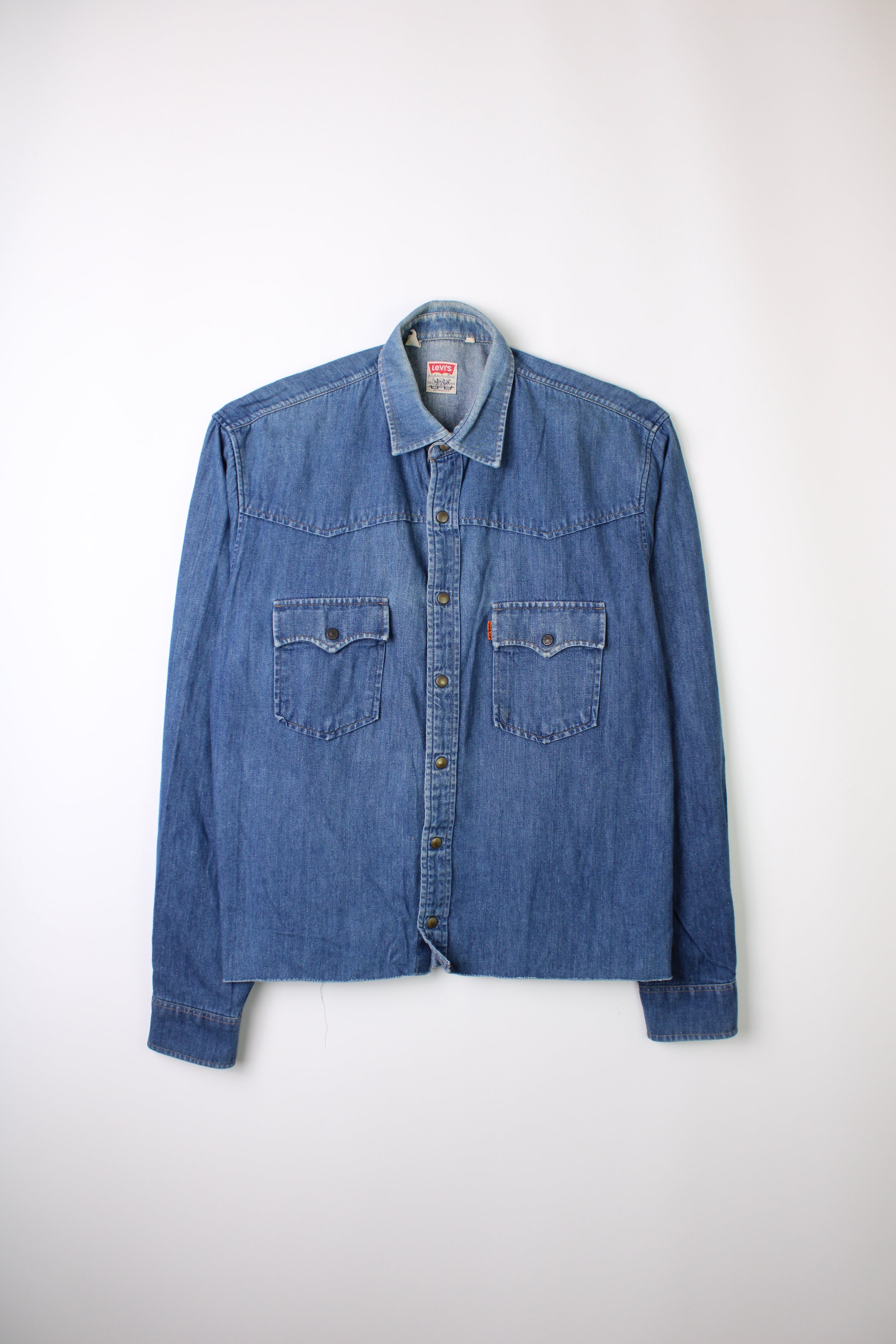 LEVIS VINTAGE WESTERN DENIM SHIRT ORANGE TAB 1980 VTG - M/L