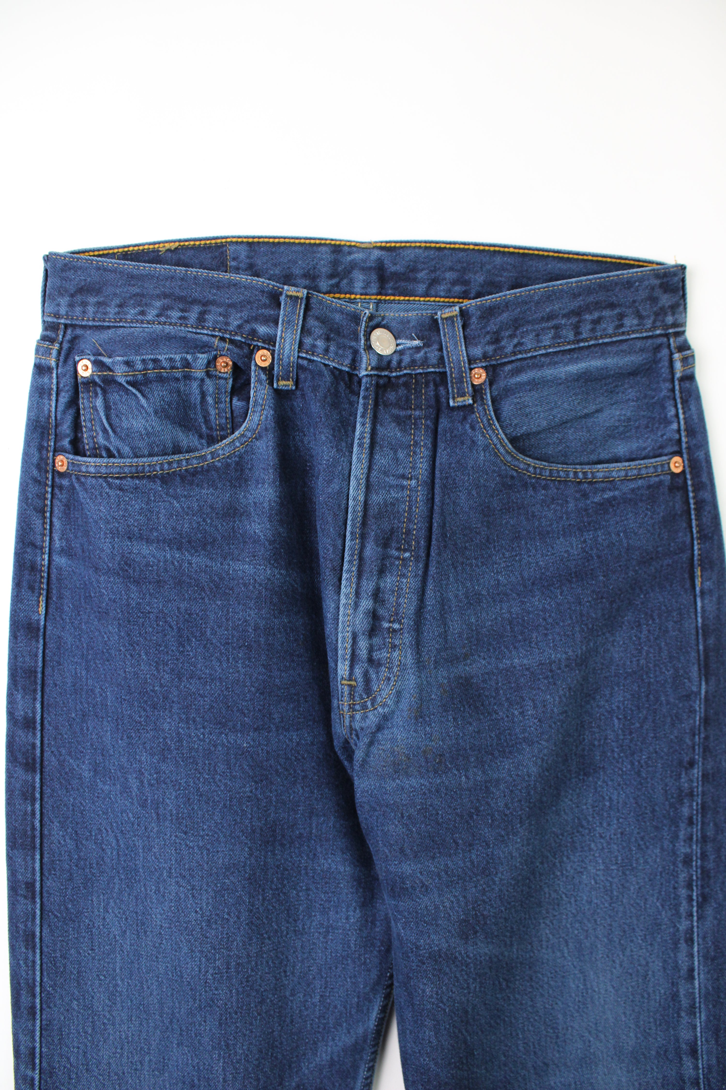 LEVIS 501 VINTAGE DARK WASH JEANS - W31