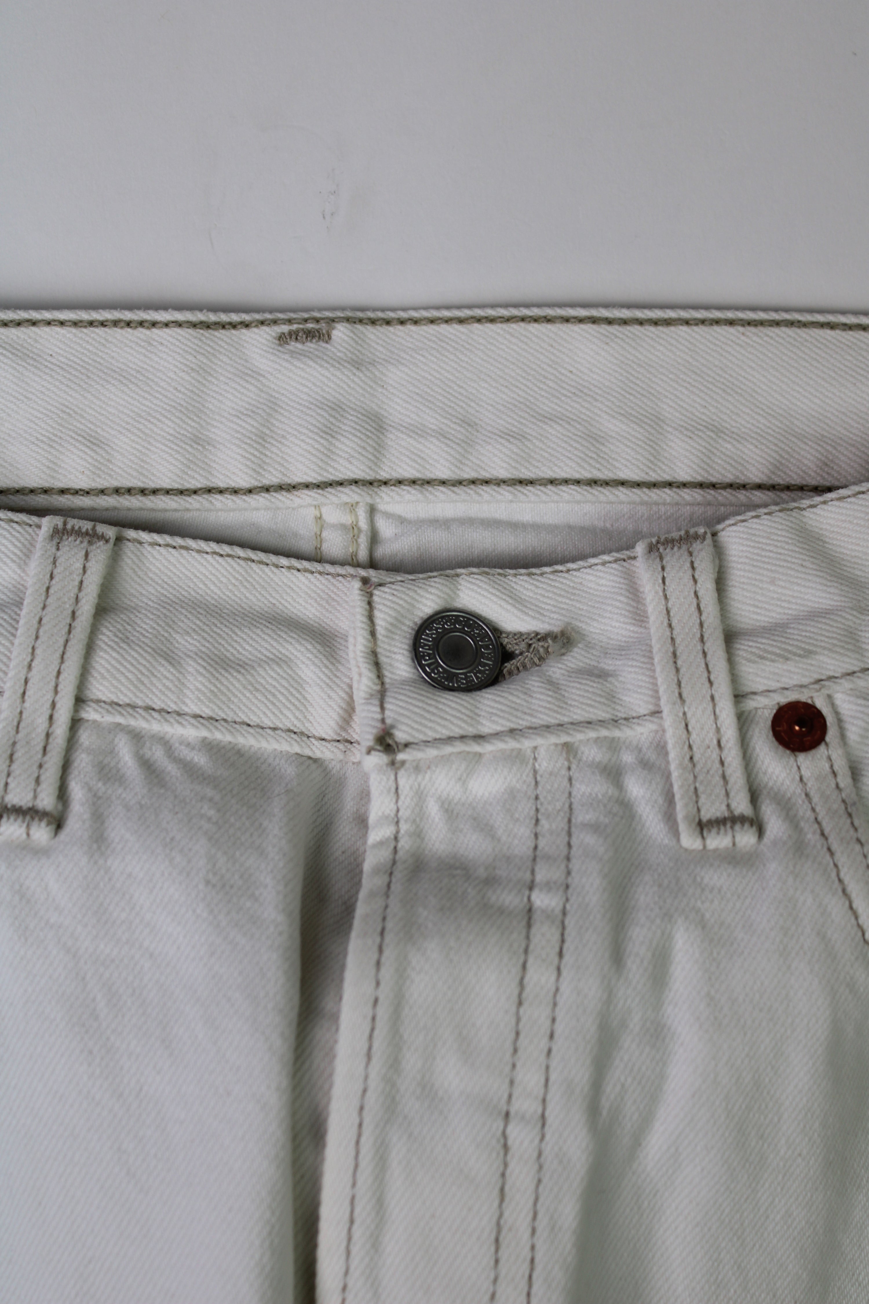 LEVIS 501 VINTAGE DENIM WHITE MADE IN USA - W32