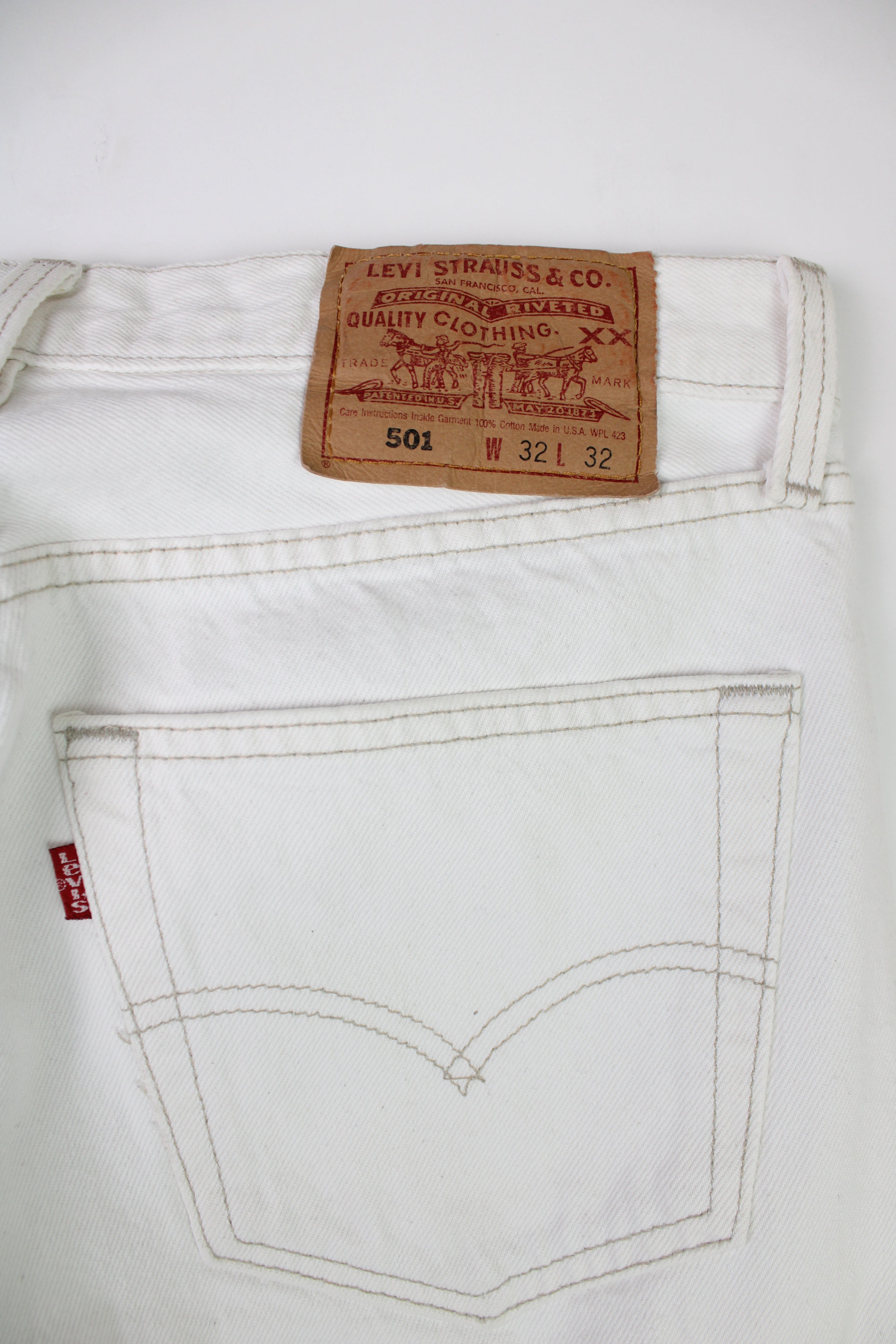 LEVIS 501 VINTAGE DENIM WHITE MADE IN USA - W32