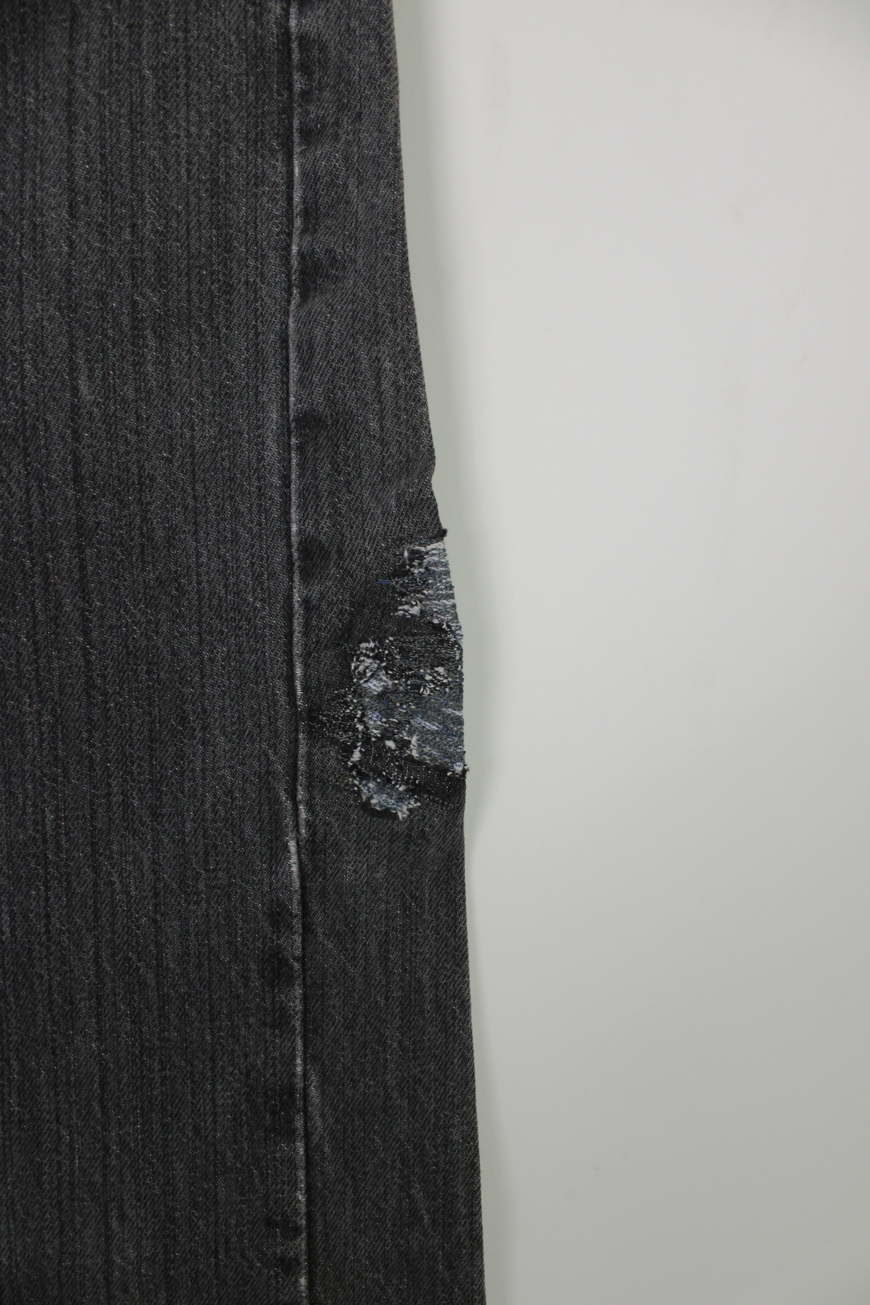 LEVIS 501 VINTAGE JEANS FADED GREY MADE IN USA - W28