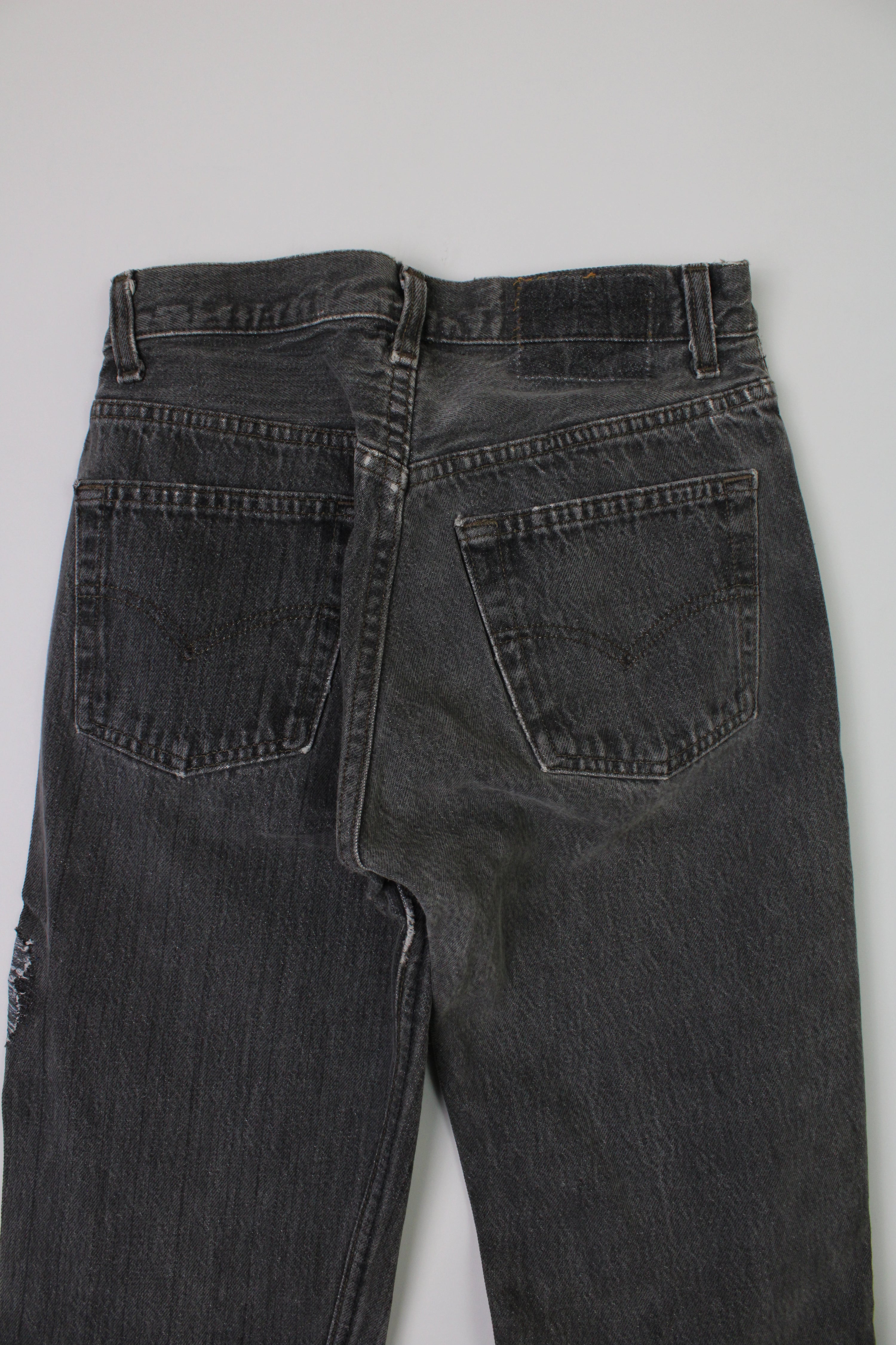LEVIS 501 VINTAGE JEANS FADED GREY MADE IN USA - W28
