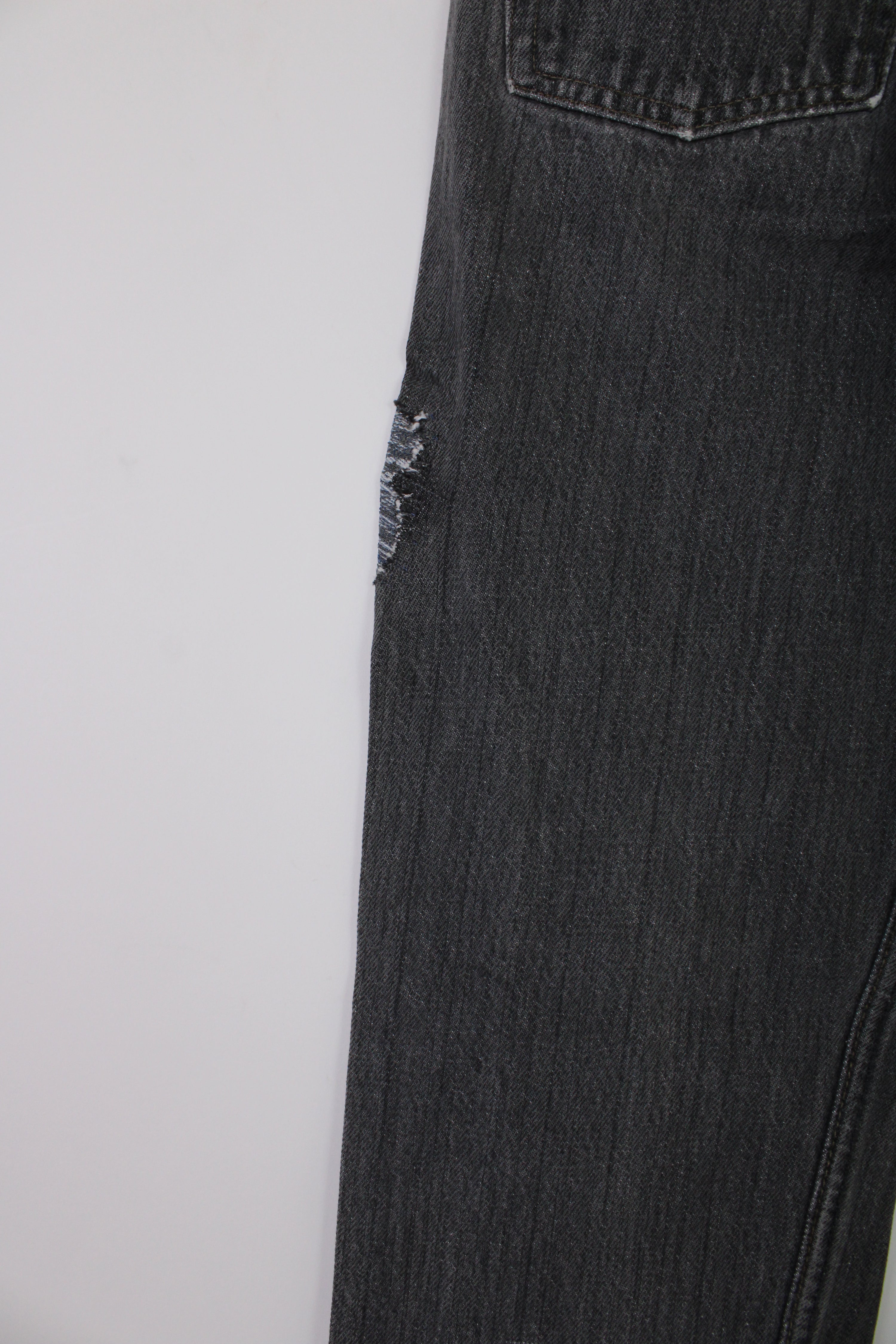 LEVIS 501 VINTAGE JEANS FADED GREY MADE IN USA - W28