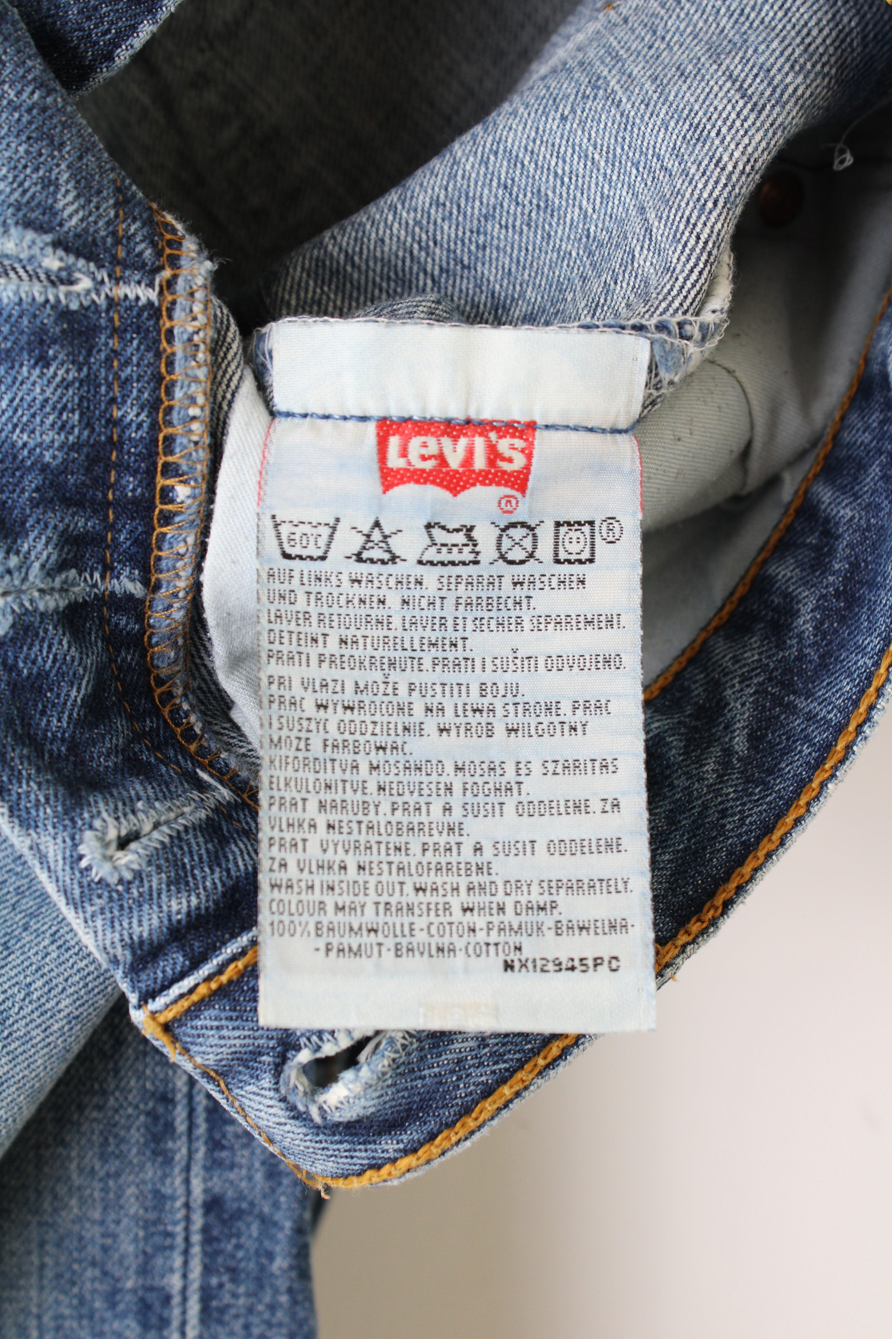 LEVIS 501 VINTAGE JEANS MADE IN USA - W32