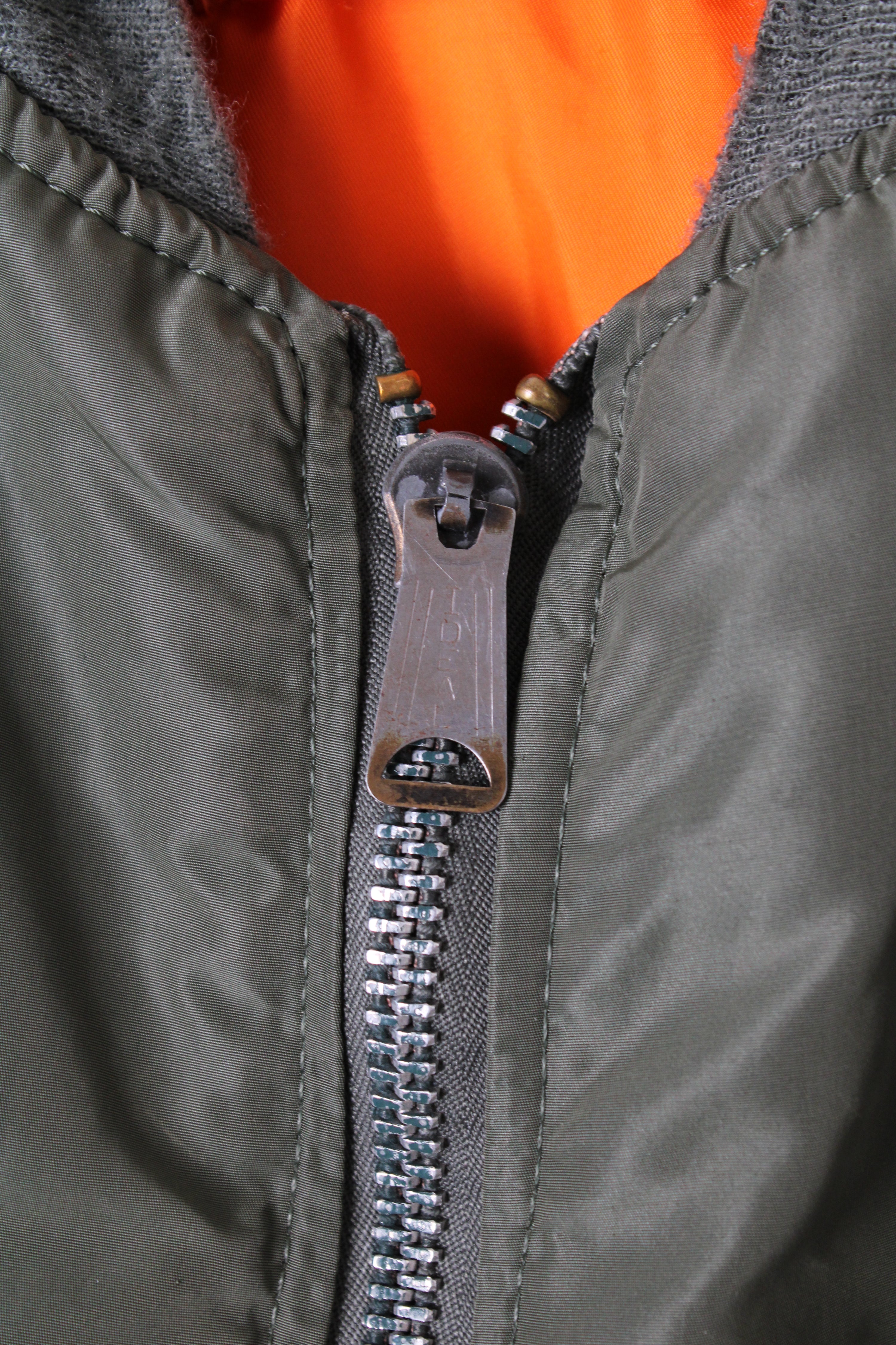 ALPHA INDUSTRIES MA-1 BOMBER JACKET GREEN MADE IN USA - L