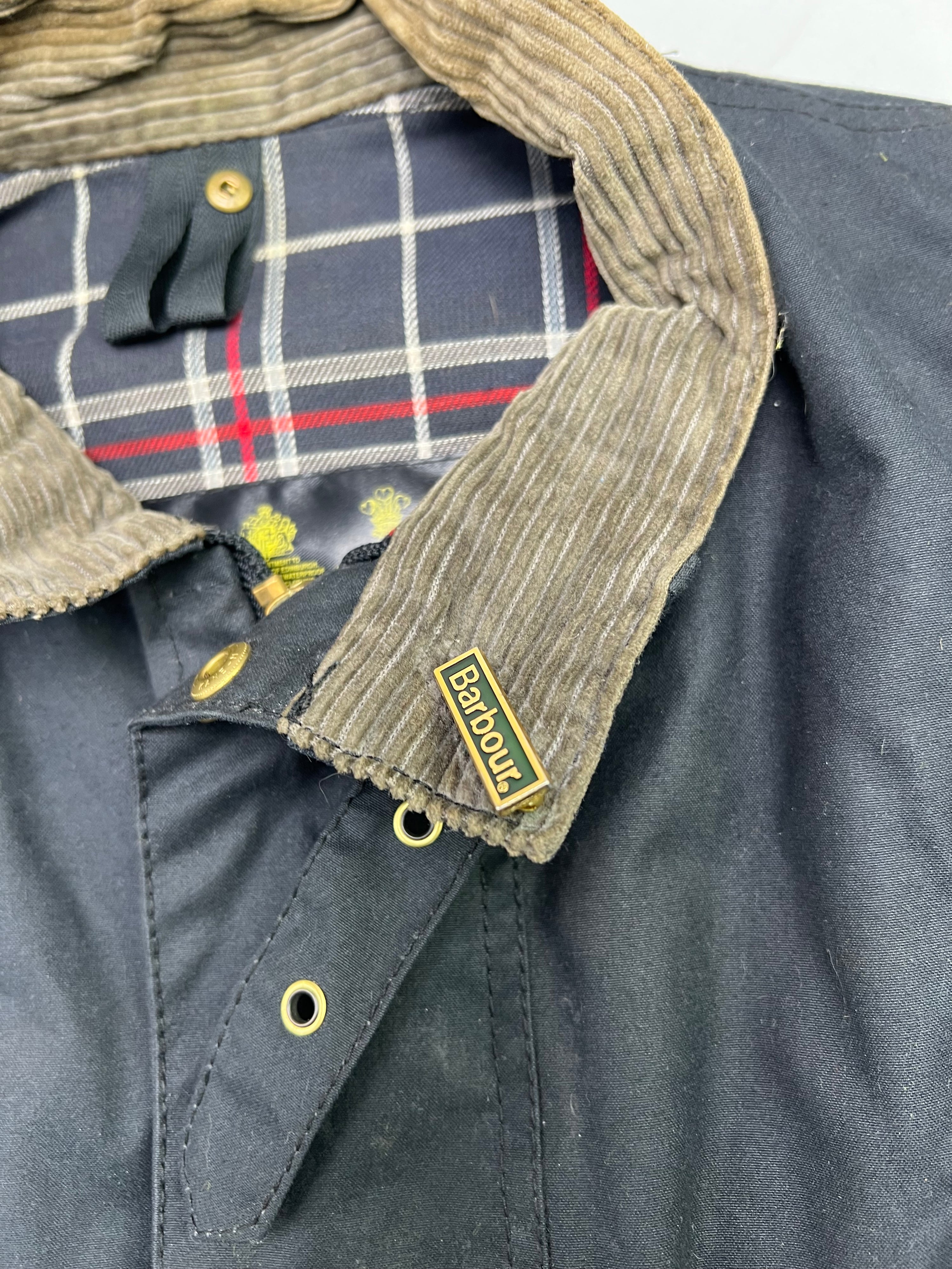 BARBOUR INTERNATIONAL SUIT WAXED MOTORCYCLE JACKET  - M/L
