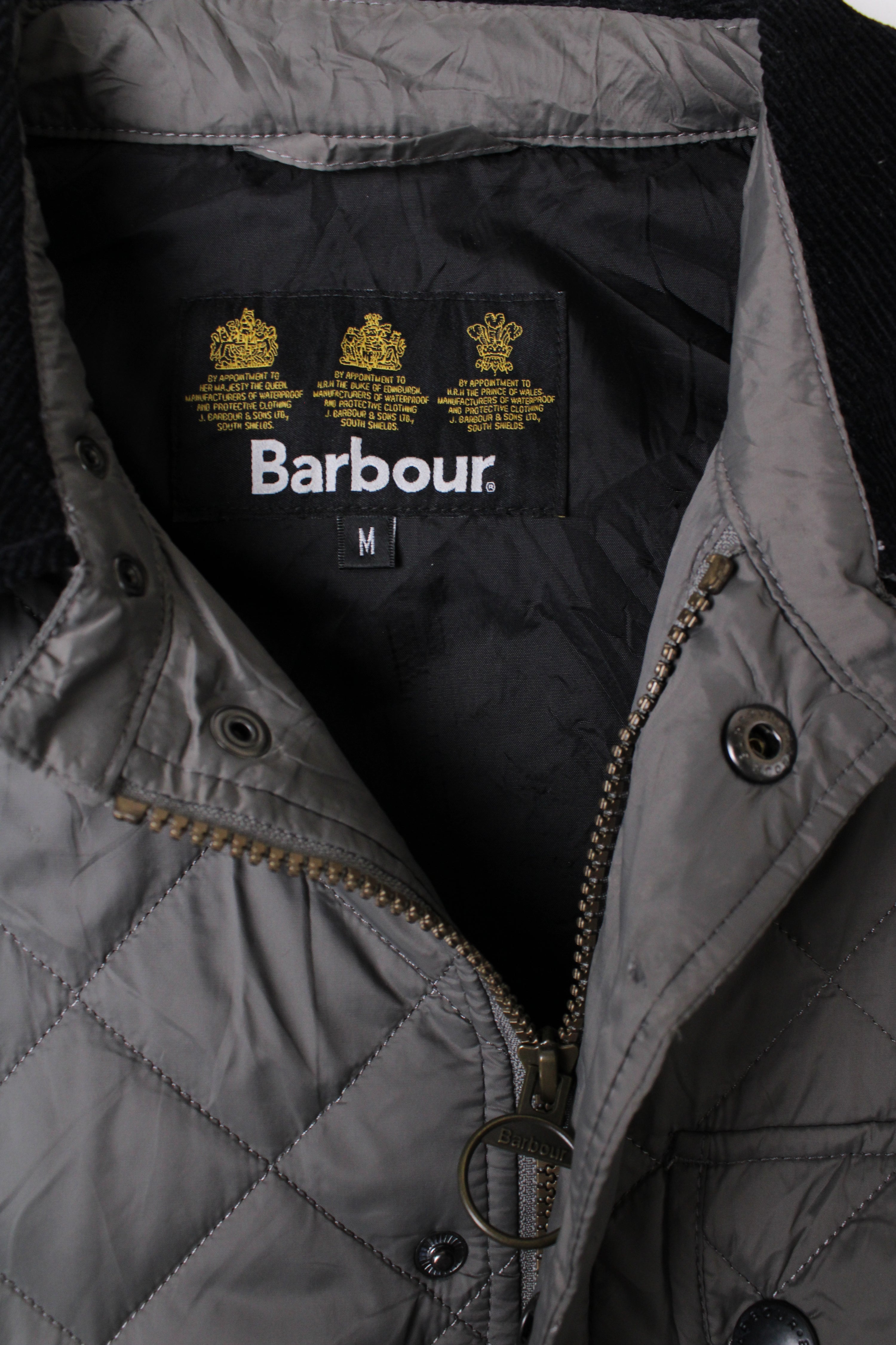 BARBOUR QUILTED JACKET GRAY - M