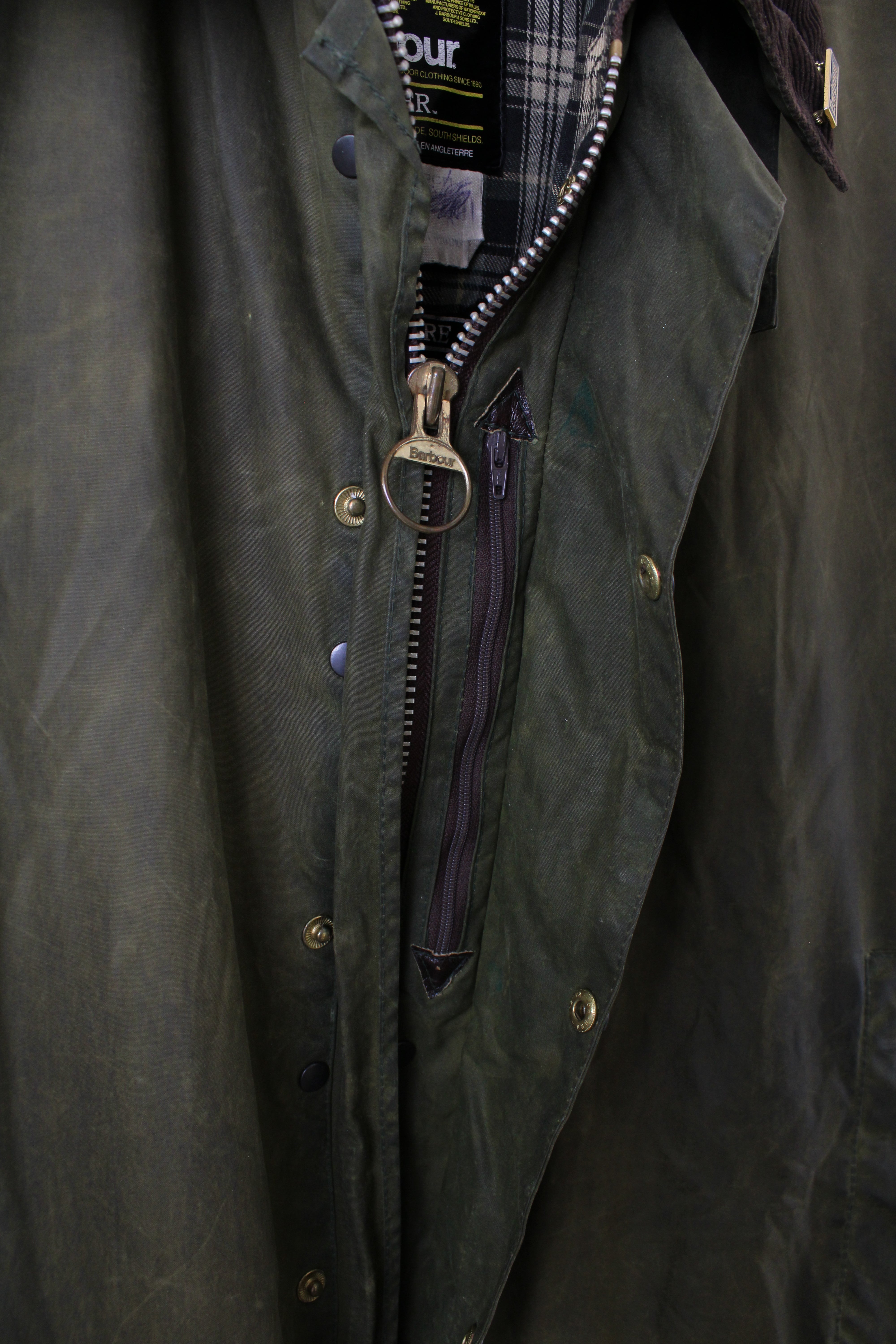 BARBOUR BORDER WAXED JACKET GREEN - L/XL – HOLYGARMS