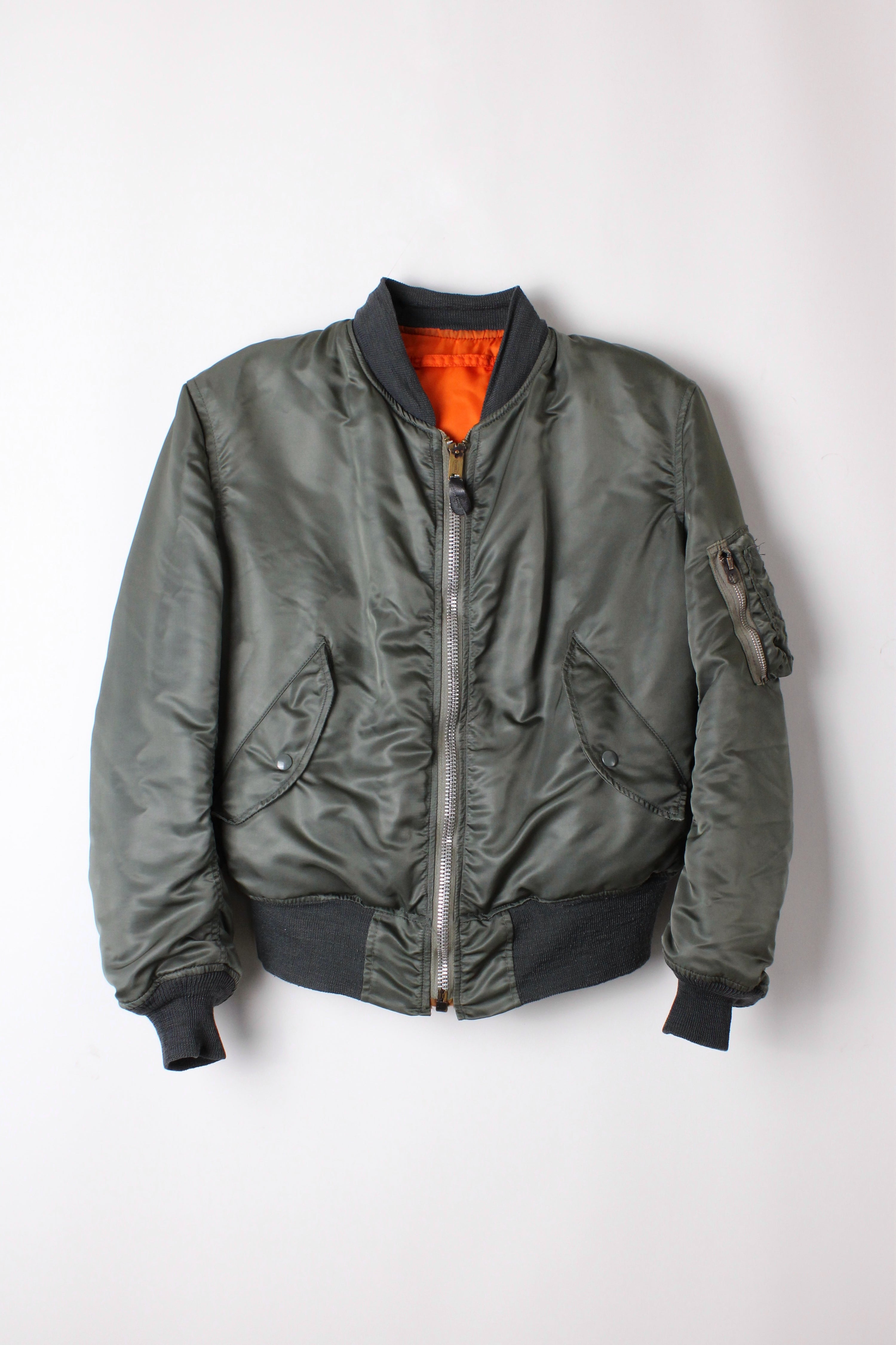 VINTAGE MA-1 BOMBER JACKET USAF GREEN MADE IN USA - S