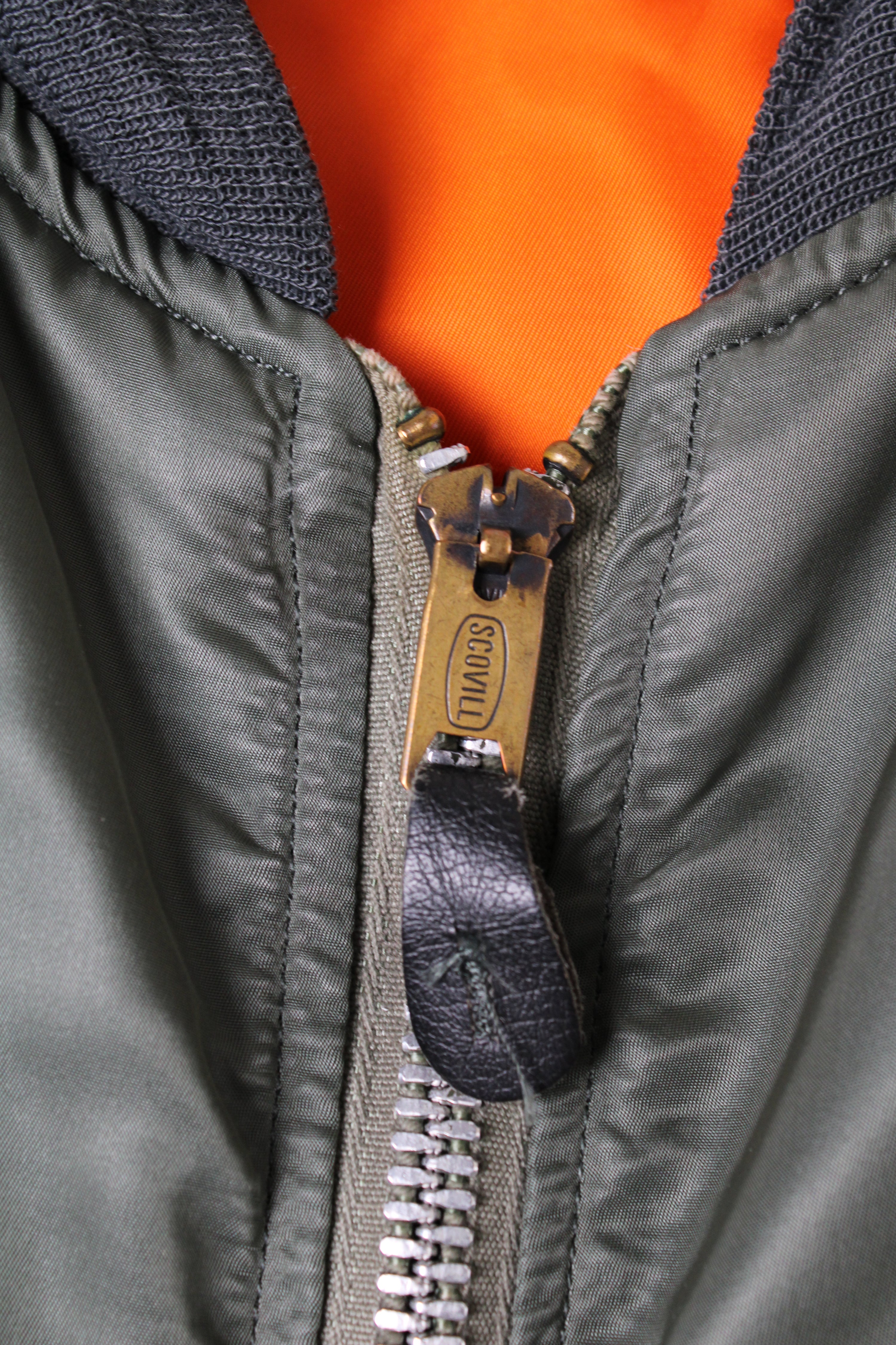 VINTAGE MA-1 BOMBER JACKET USAF GREEN MADE IN USA - S