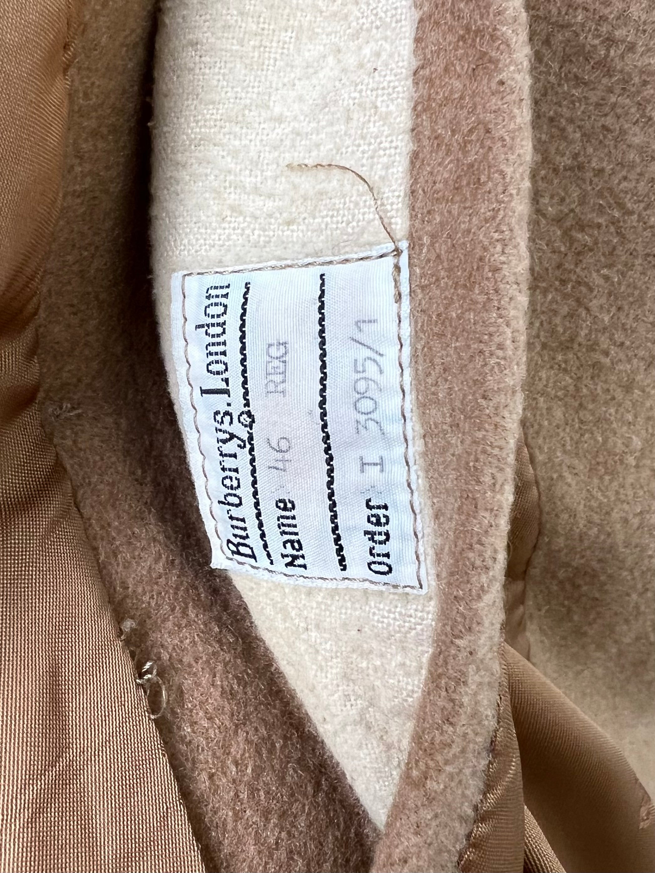 BURBERRY VINTAGE CASHMERE  WOOL CAMEL COAT BEIGE - M/L