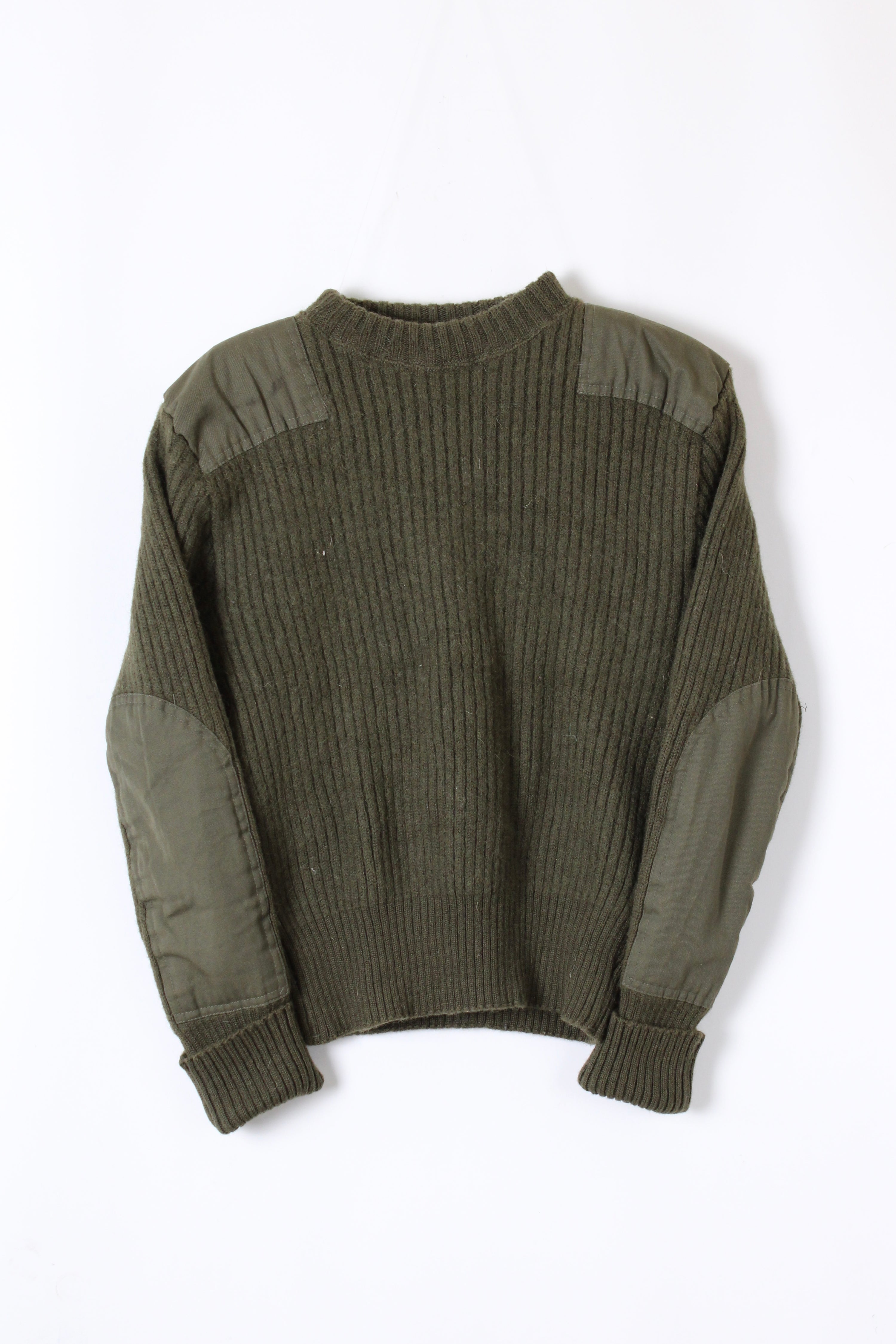 US ARMY VINTAGE SWEATER OLIVE GREEN MADE IN USA - M/L