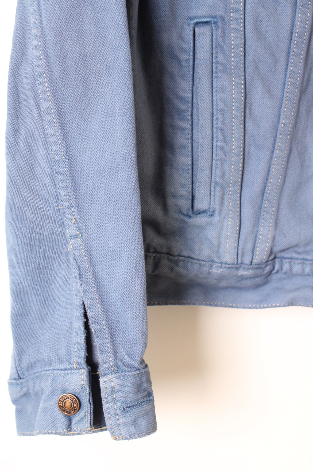 LEVIS VINTAGE DENIM TRUCKER JACKET VTG FADING COBALT BLUE - L